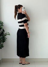 Size L-XL Black White Striped Polo Collar Pleated Midi Dress