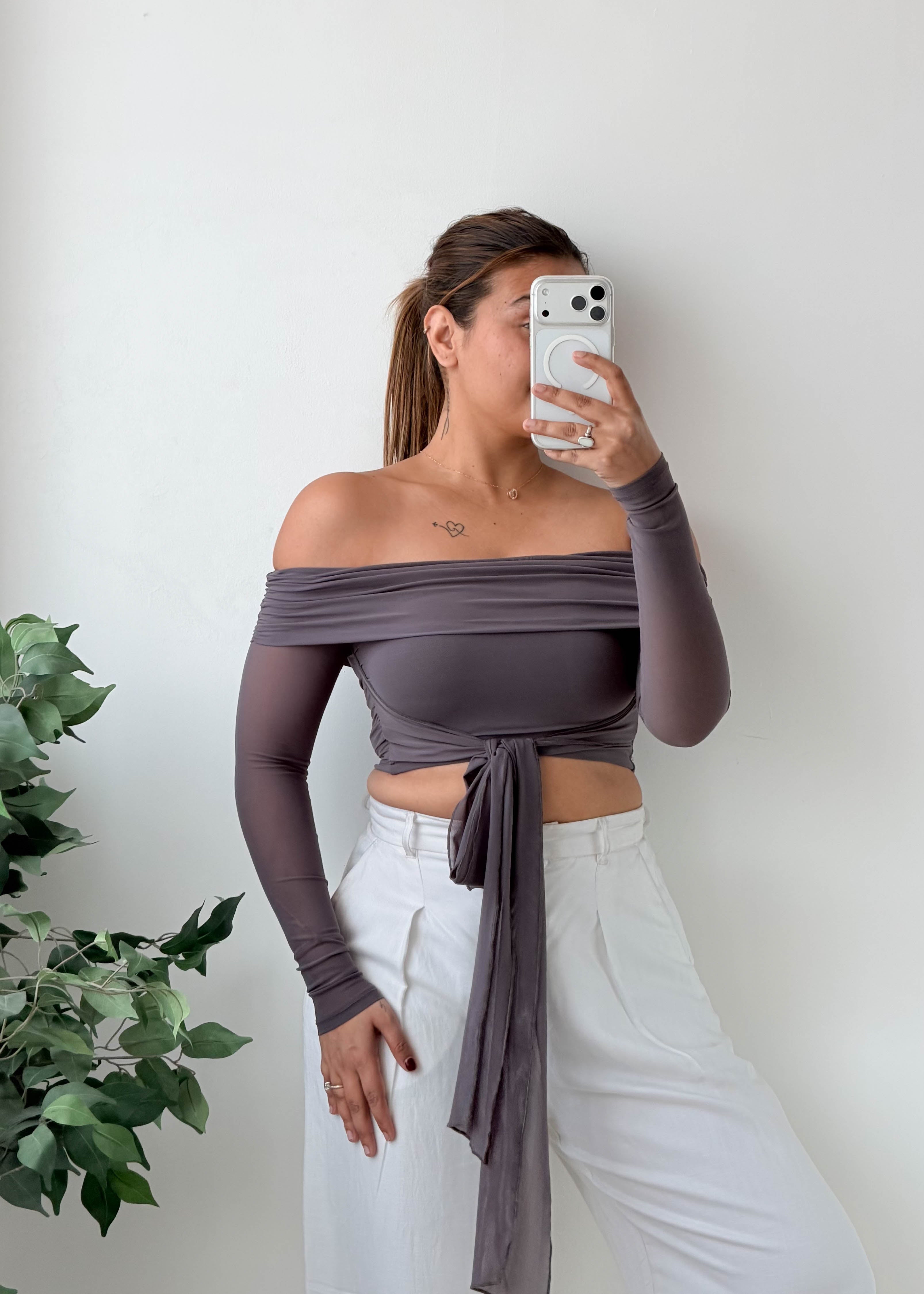 Size XS-S Grey Off-Shoulder Wrap Top