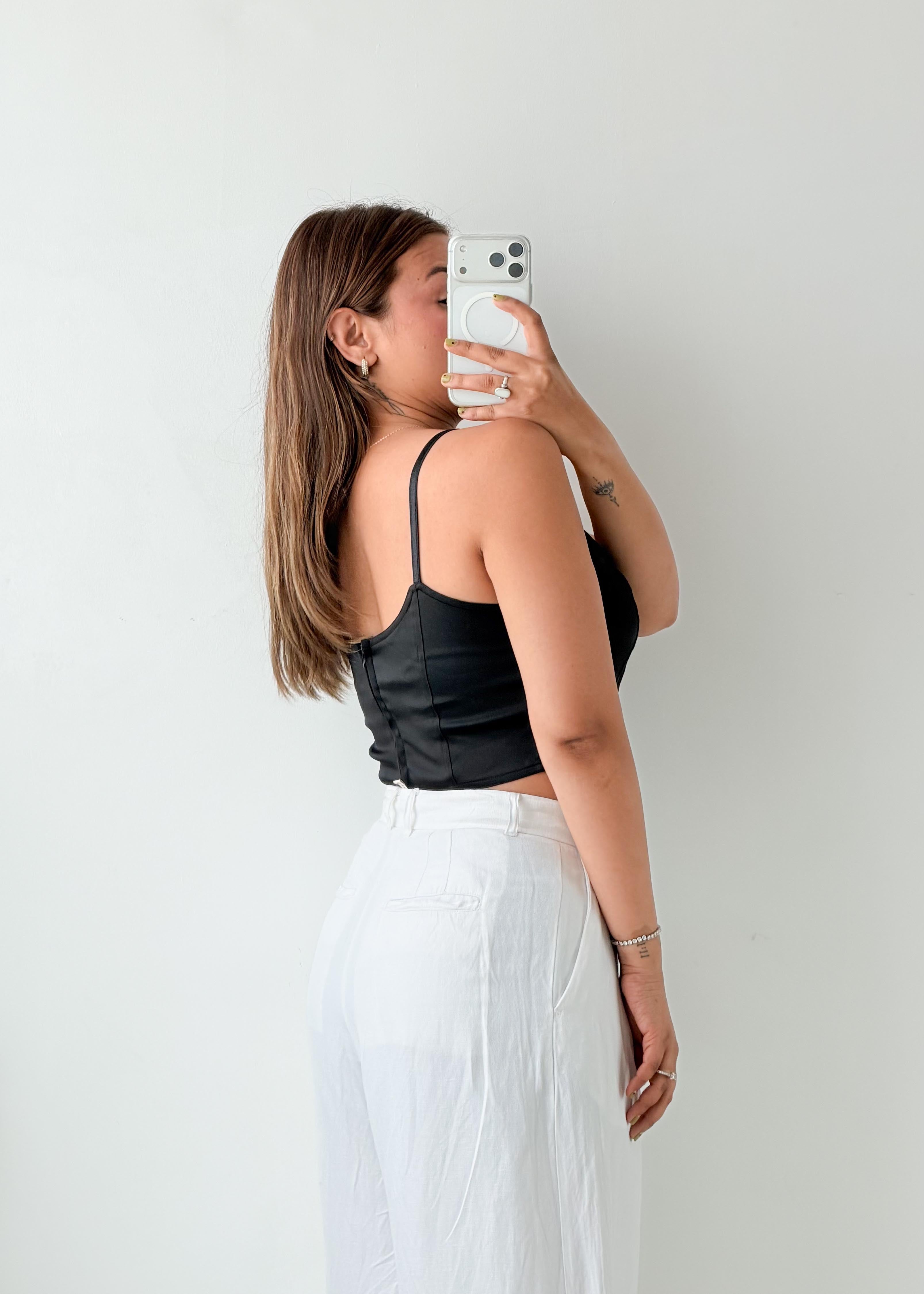Size S-M Black Square Neck Top