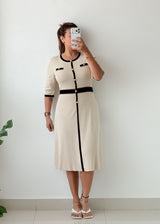 Size M-L Ivory Black Contrast Knit Dress