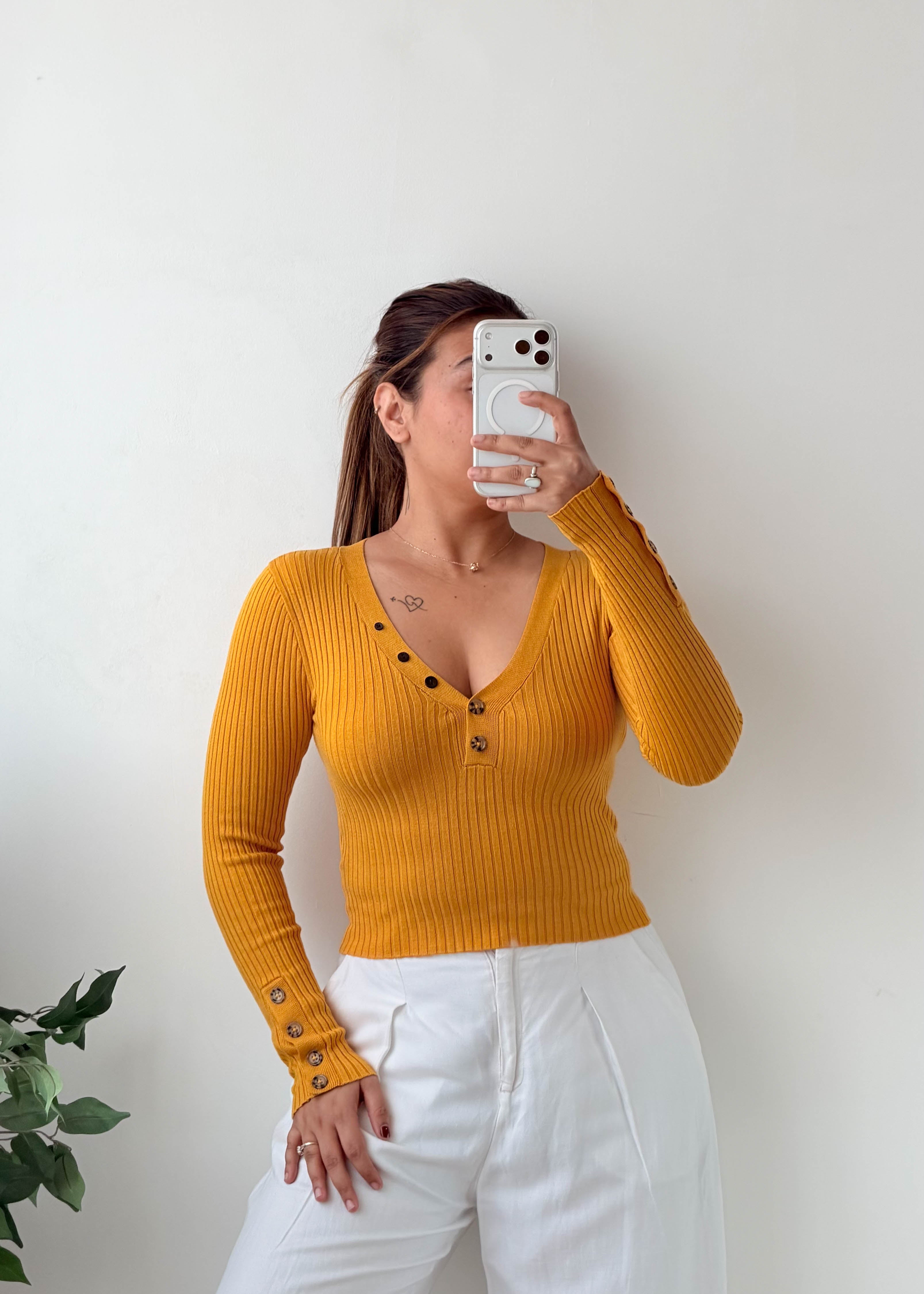 Size XS-S Mustard Yellow Ribbed Button-Front Top
