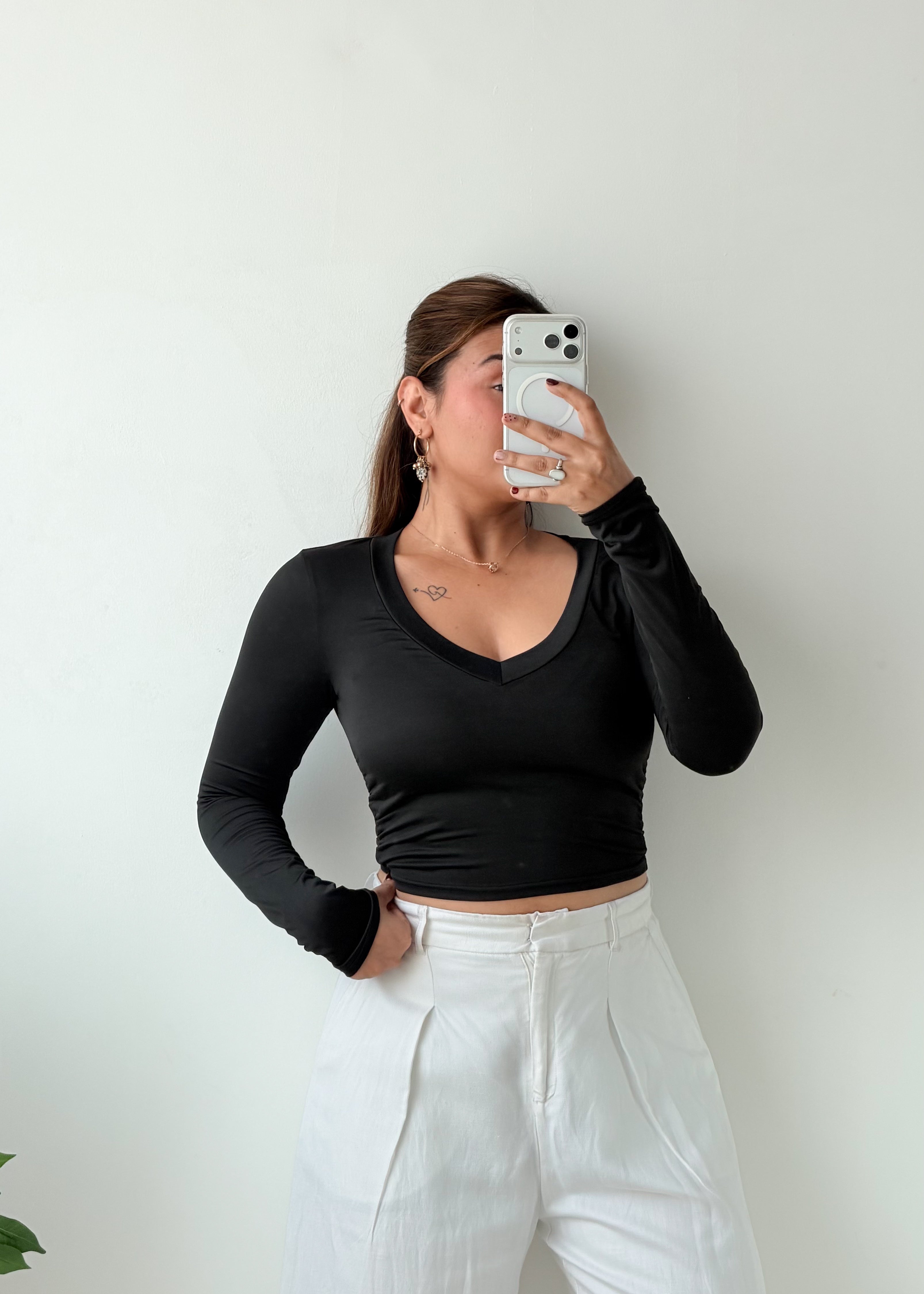 Size S-M Black V-Neck Crop Top
