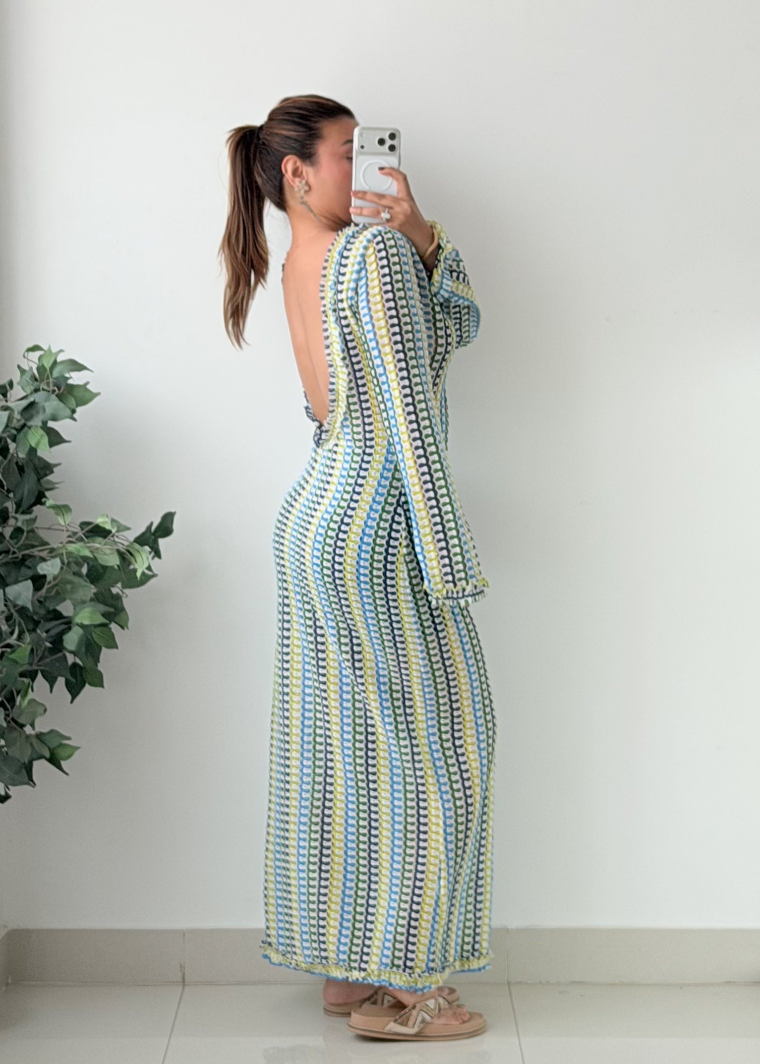Size M-L Multicolor Striped Open-Back Maxi Dress