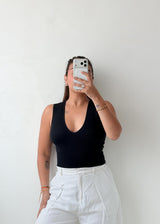 Size S-M Black Scoop Neck Tank Top