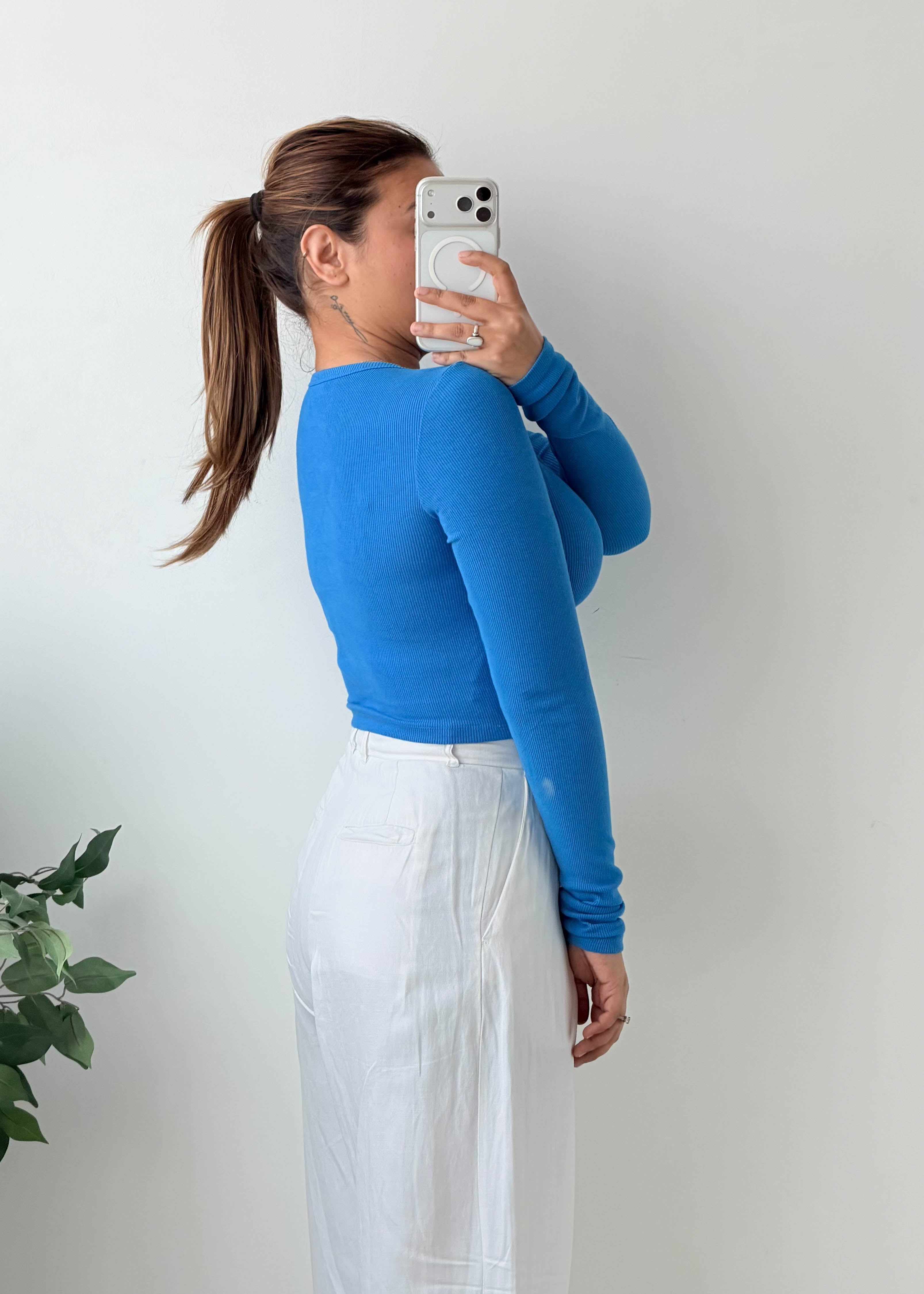 Size XS-S Blue Round Neck Crop Top