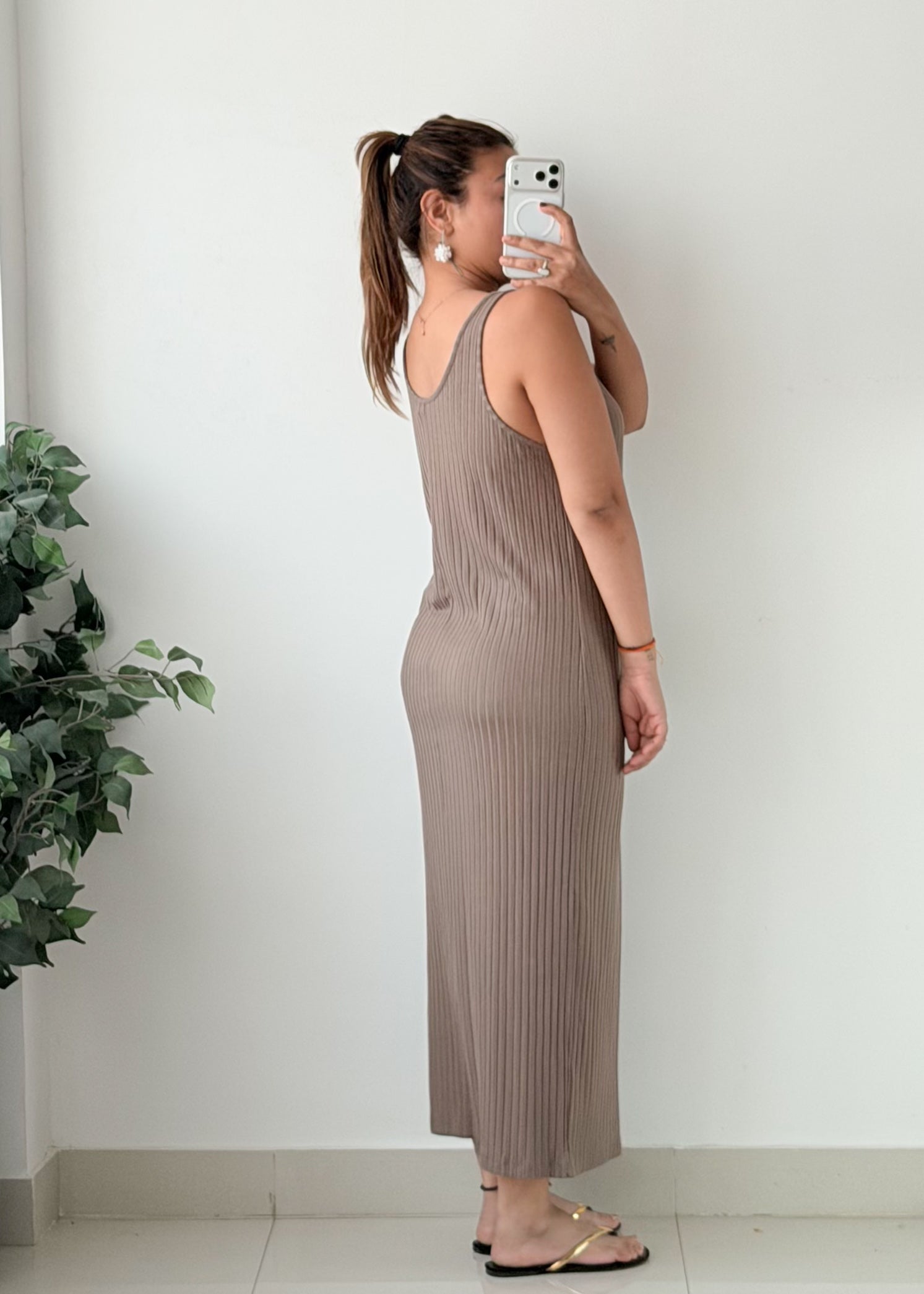 Size M-L Taupe Ribbed Bodycon Maxi Dress