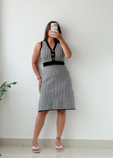 Size M-L Black & White Houndstooth Midi Dress