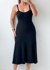 Size XS-M Black Ribbed Flared Midi Dress