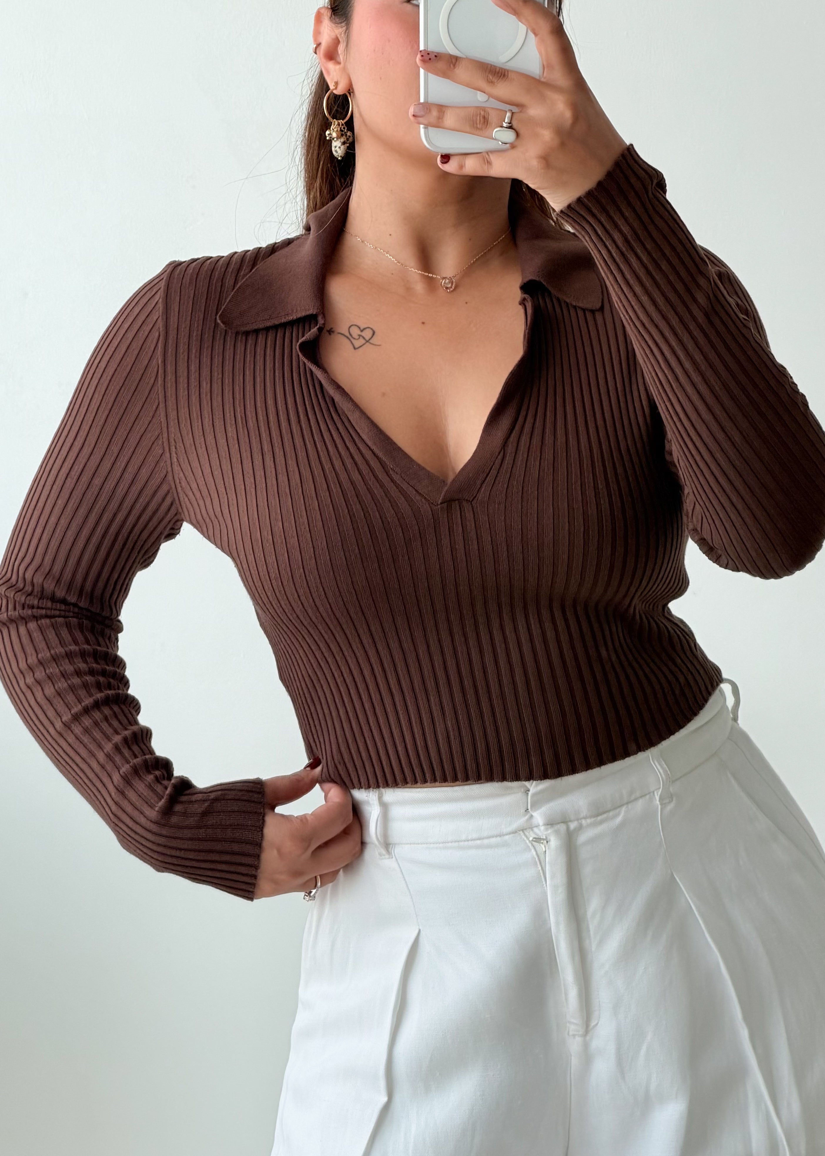 Size M-L Brown Ribbed Polo Top
