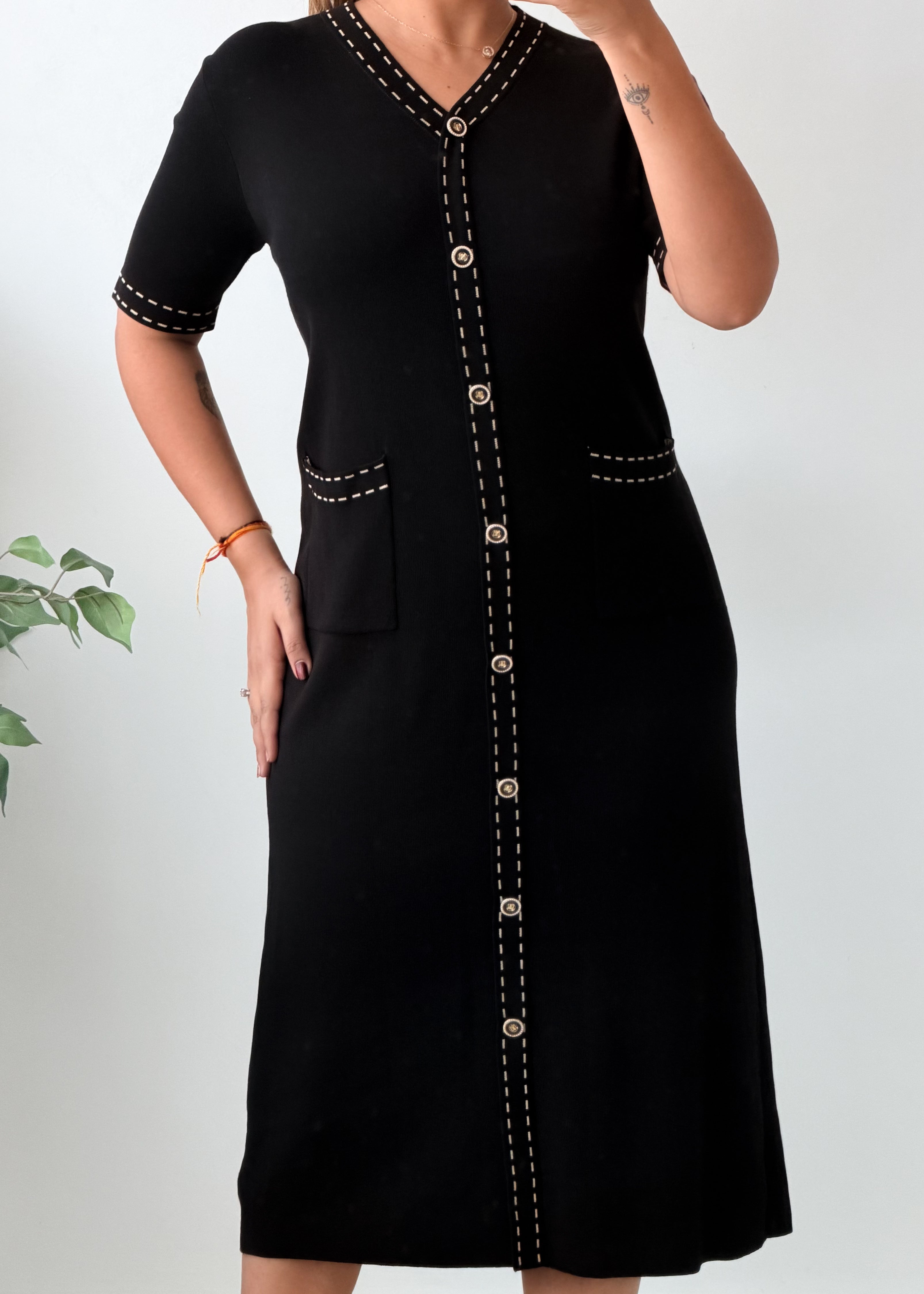 Size L-XL Black Button Front Midi Dress