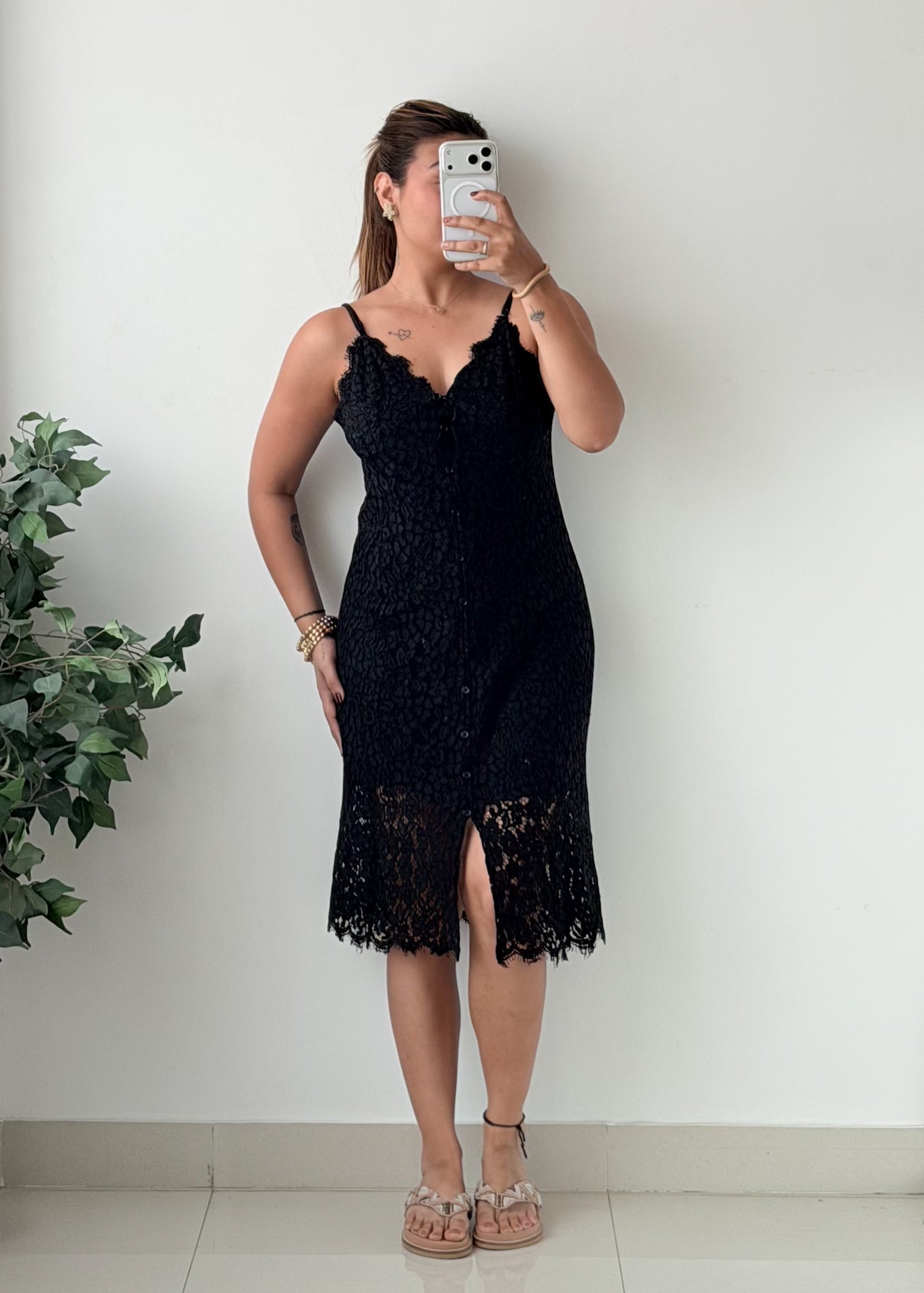 Size M-L Black Lace Crochet Midi Dress