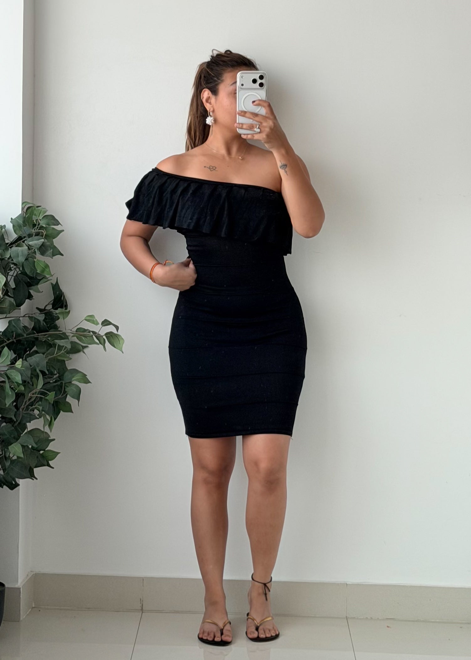 Size S-M Black Off Shoulder Ruffle Bodycon Mini Dress
