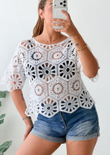 Size S-M White Crochet Floral Top