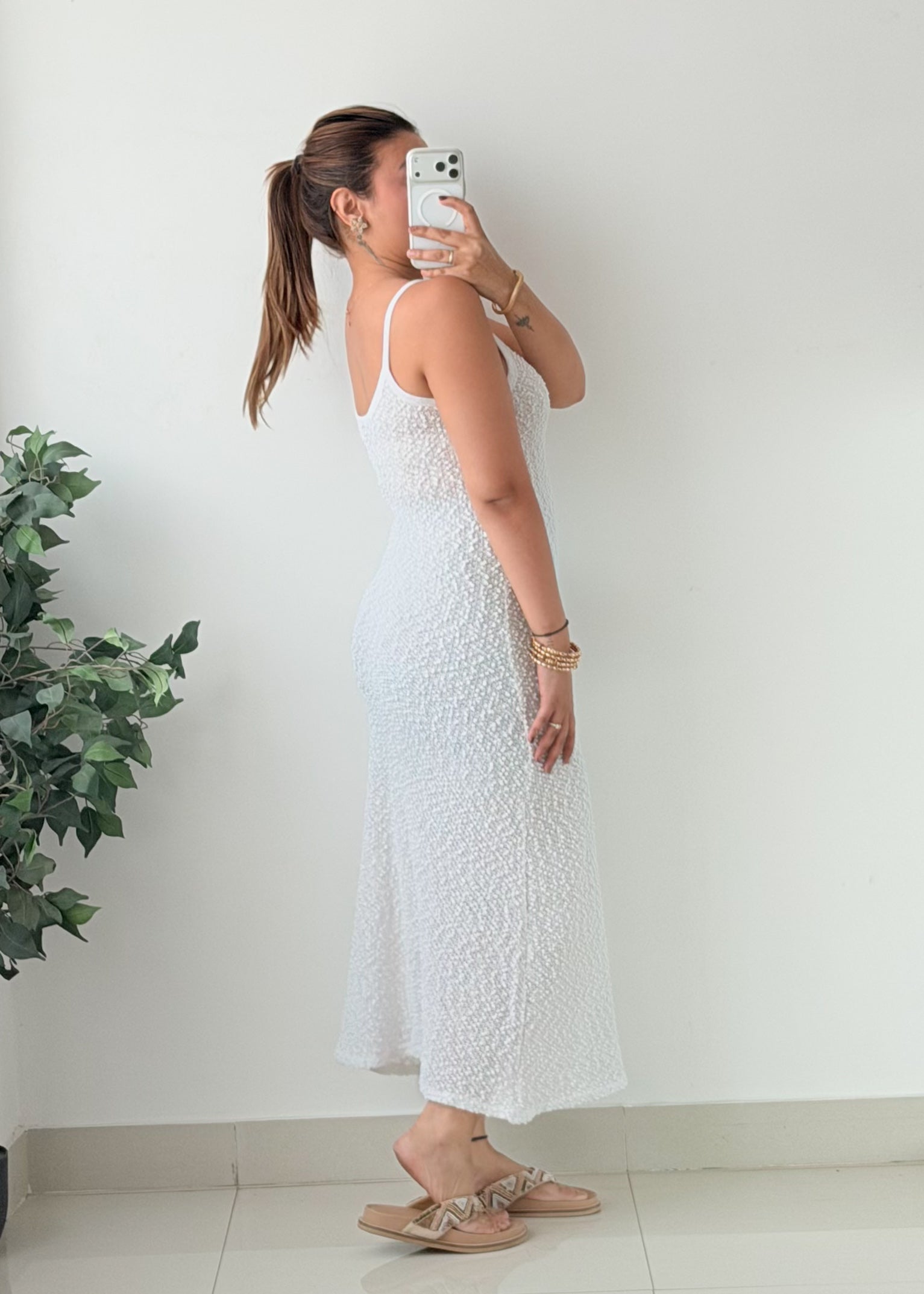 Size XS-M White Textured Crochet Midi Dress