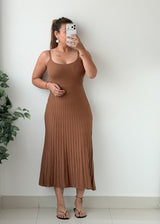 Size S-M Brown Ribbed Pleated Midi Dress