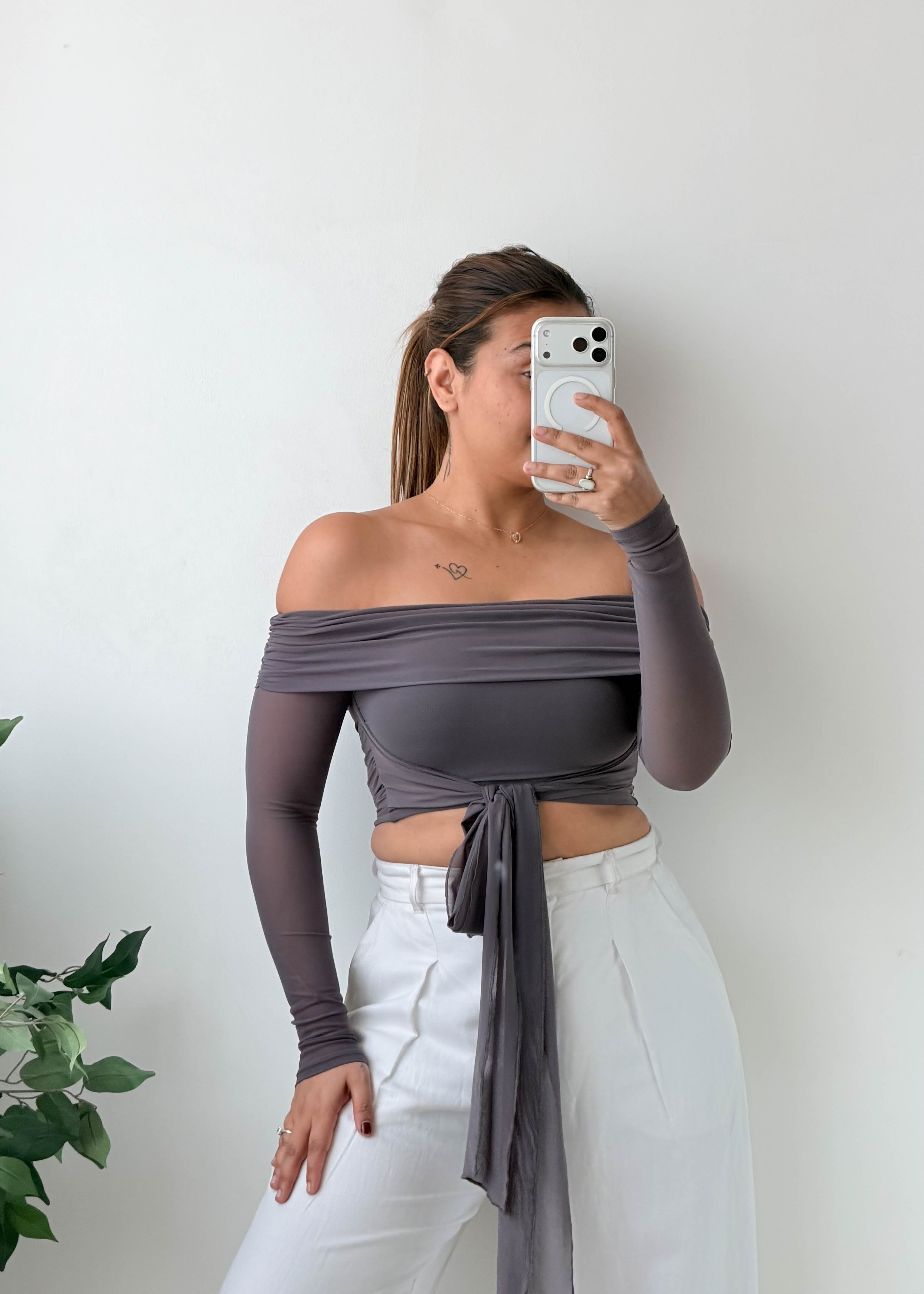 Size XS-S Grey Off-Shoulder Wrap Top