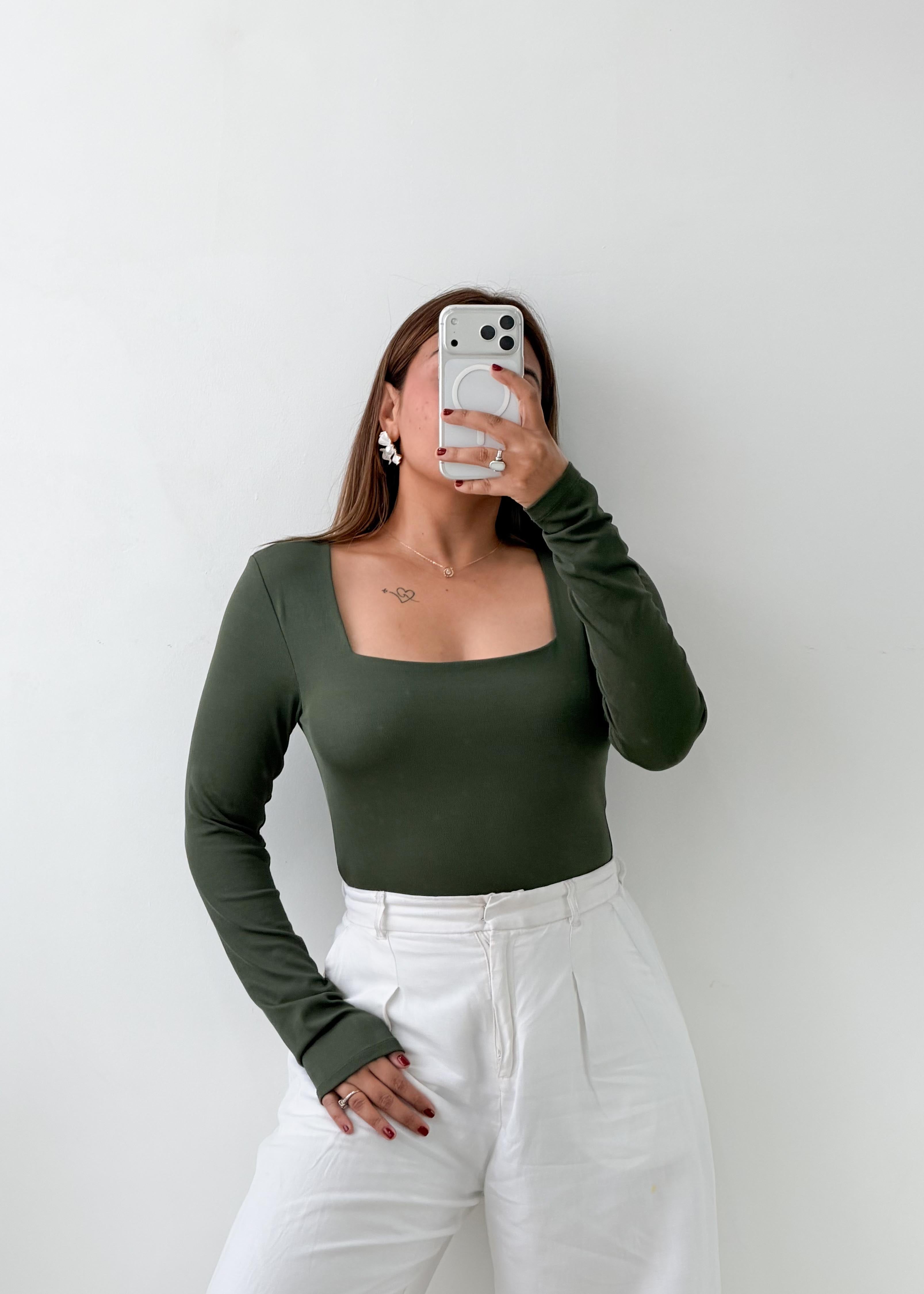 Size M-L Dark Green Square Neck Top