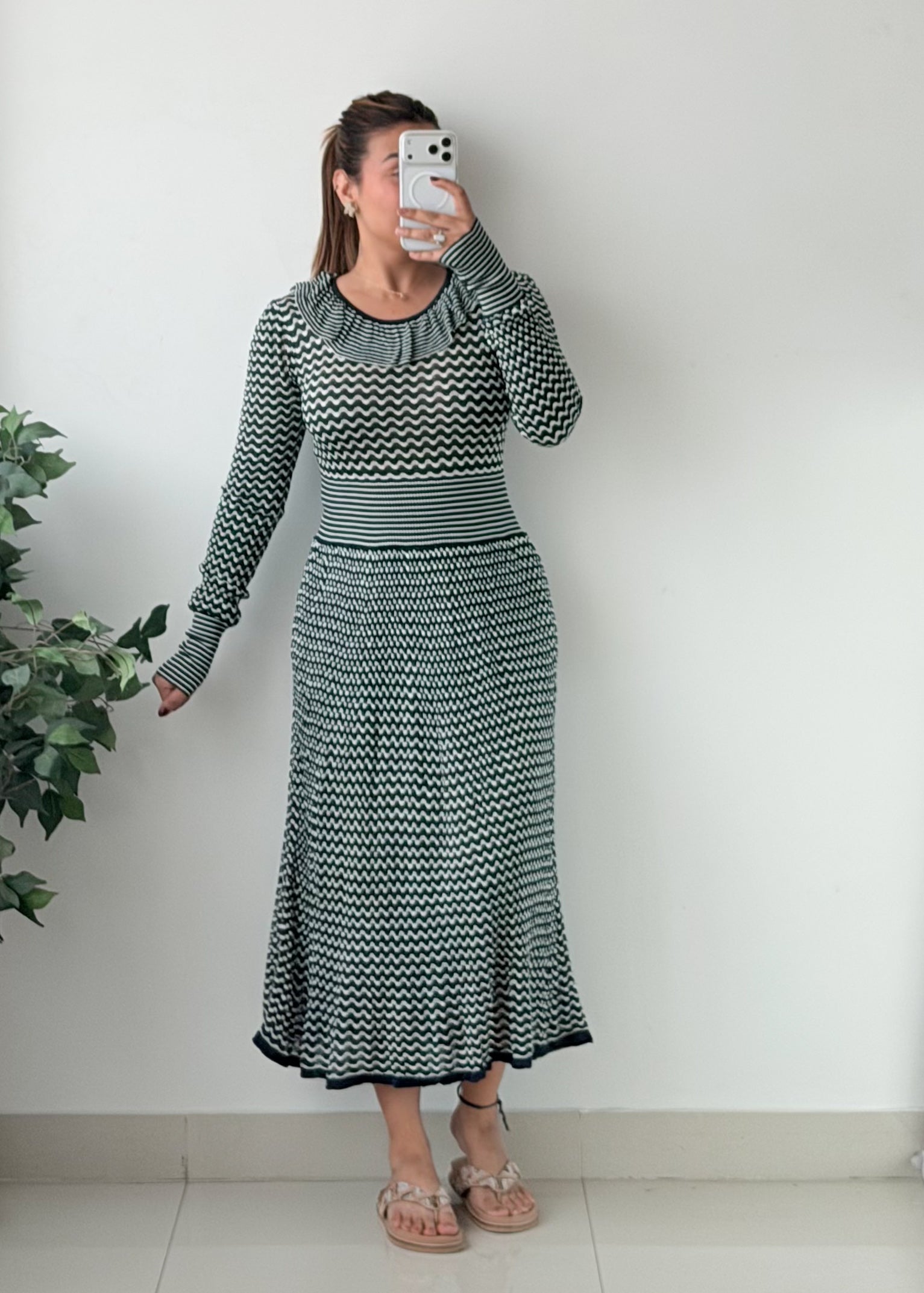 Size S-M Green Black Chevron Knit Maxi Dress