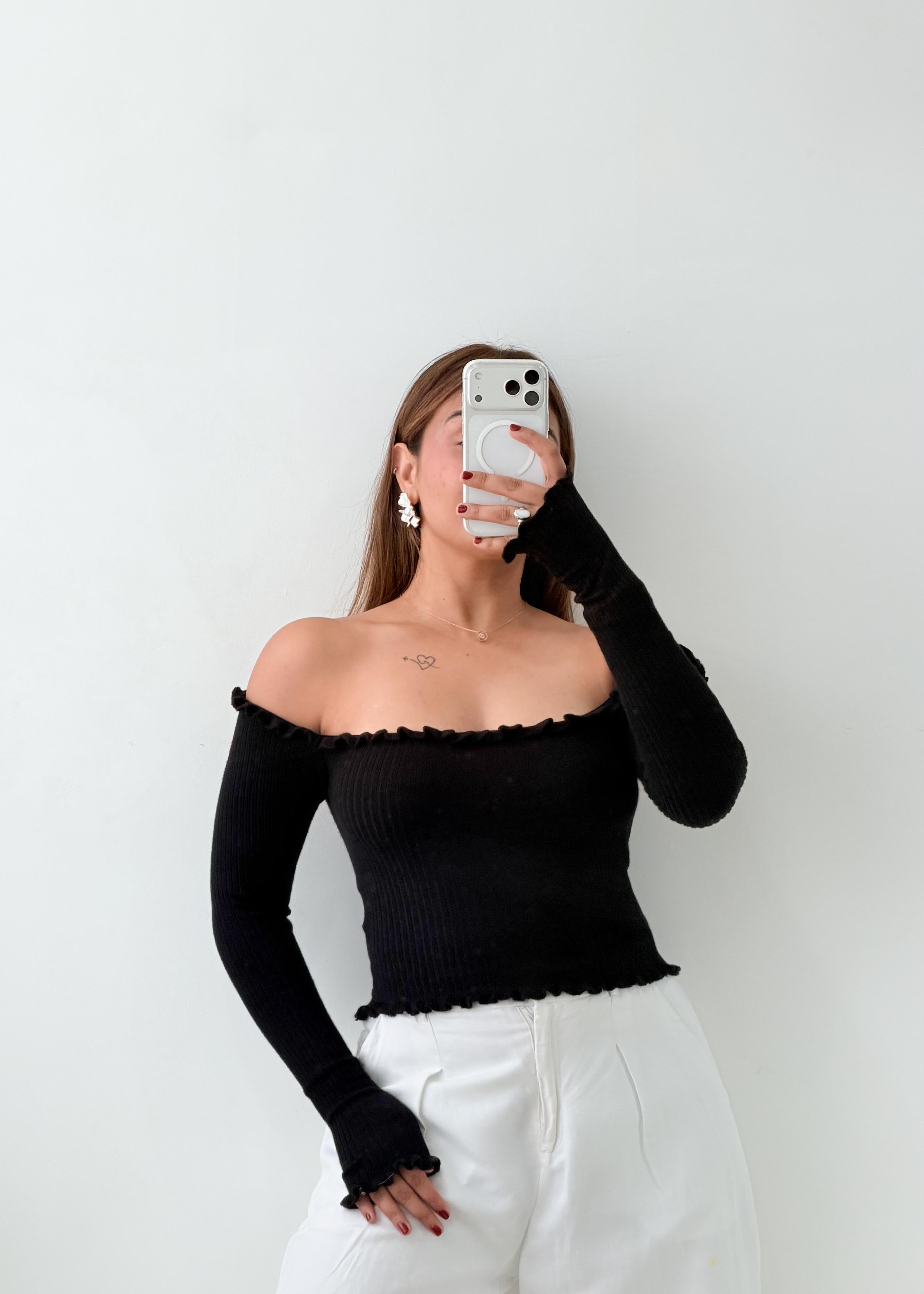 Size XS-S Black Off Shoulder Ribbed Top