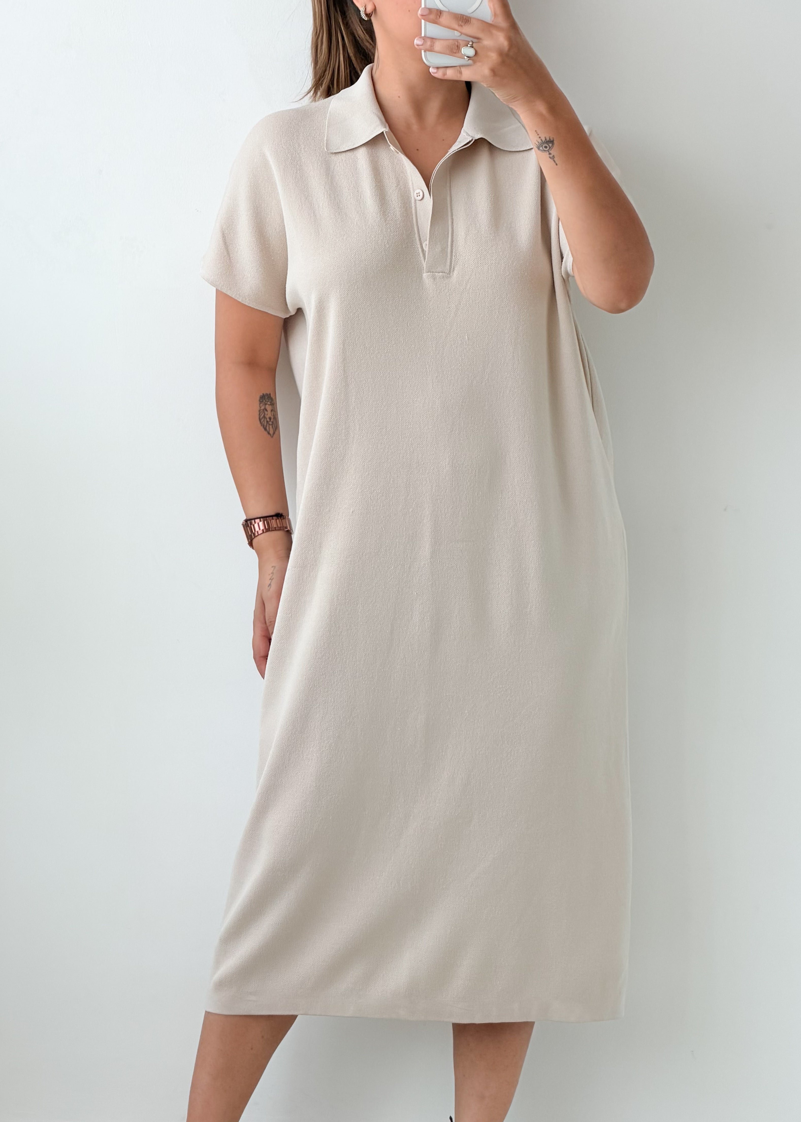 Size M-L Ivory Collared Midi Dress