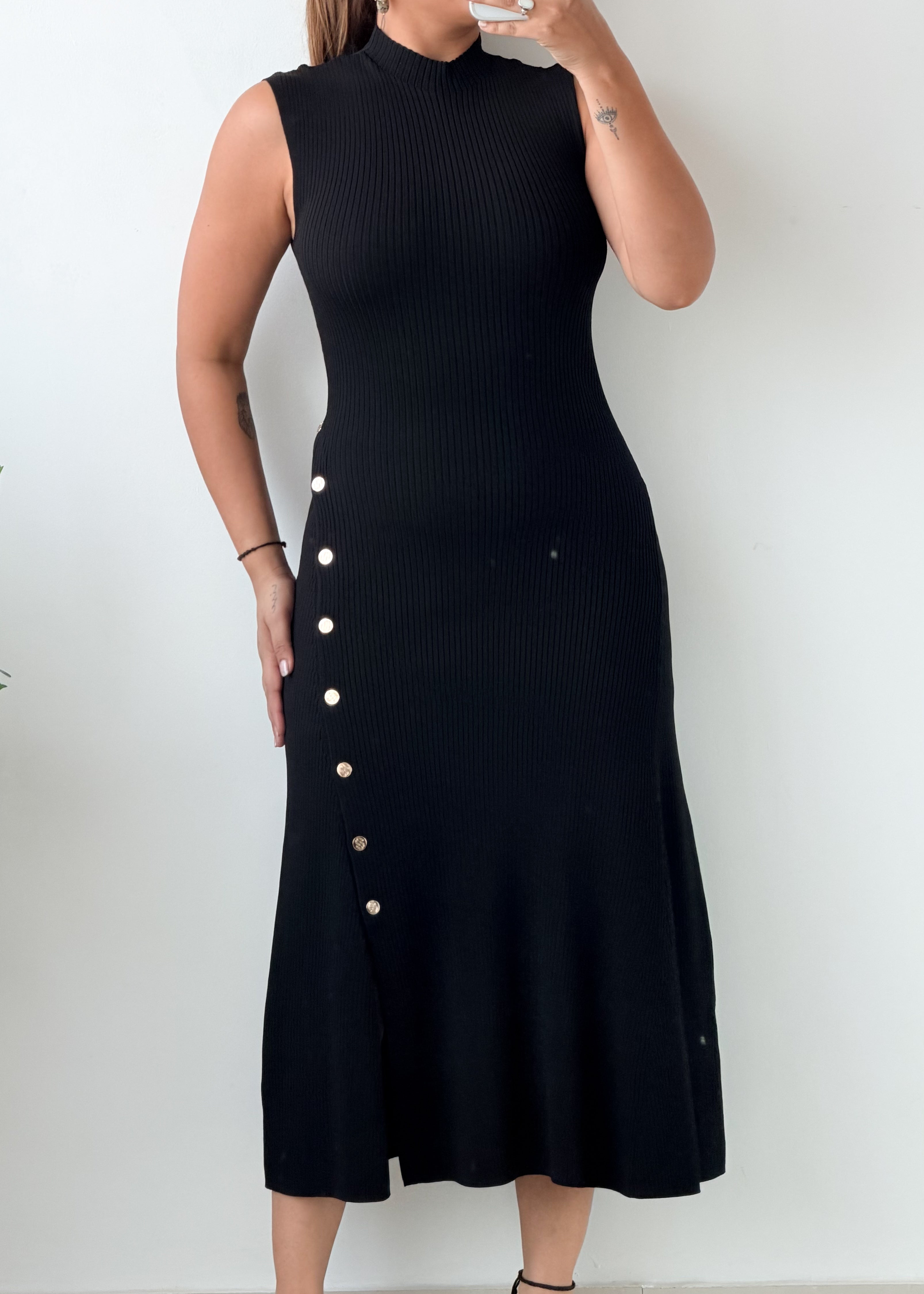 Size XS-M Black Button Detail Midi Dress