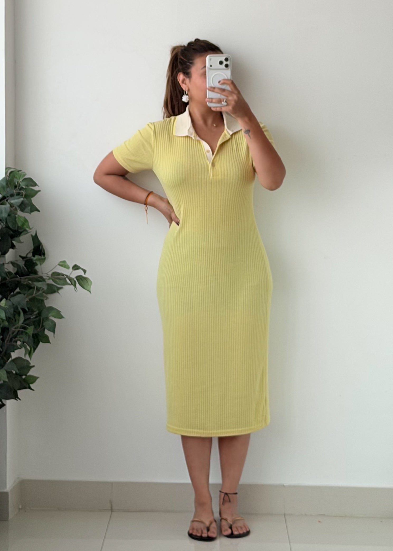 Size S-M Yellow Ribbed Polo Collar Bodycon Midi Dress