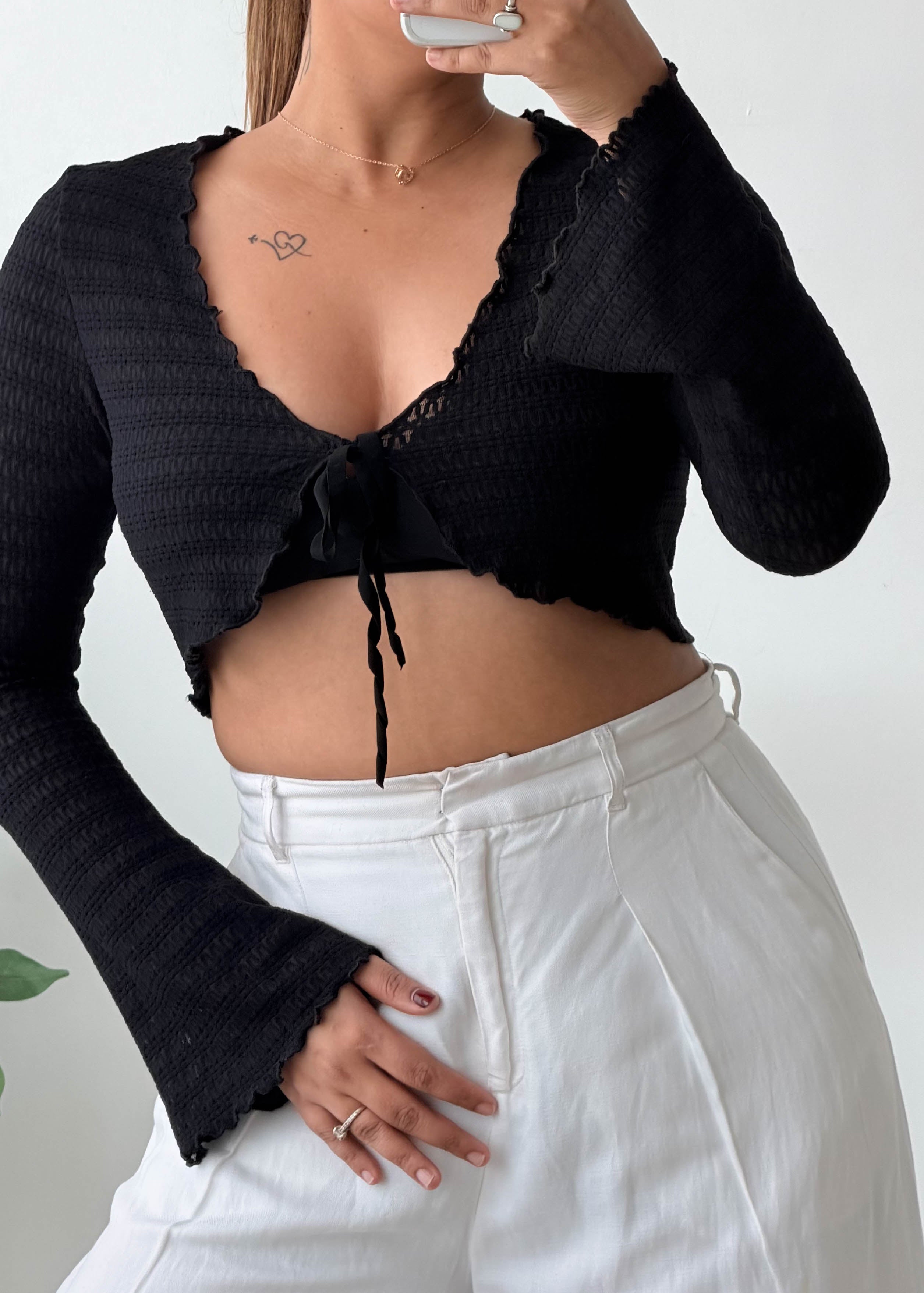 Size S-M Black Tie-Front Ribbed Crop Top
