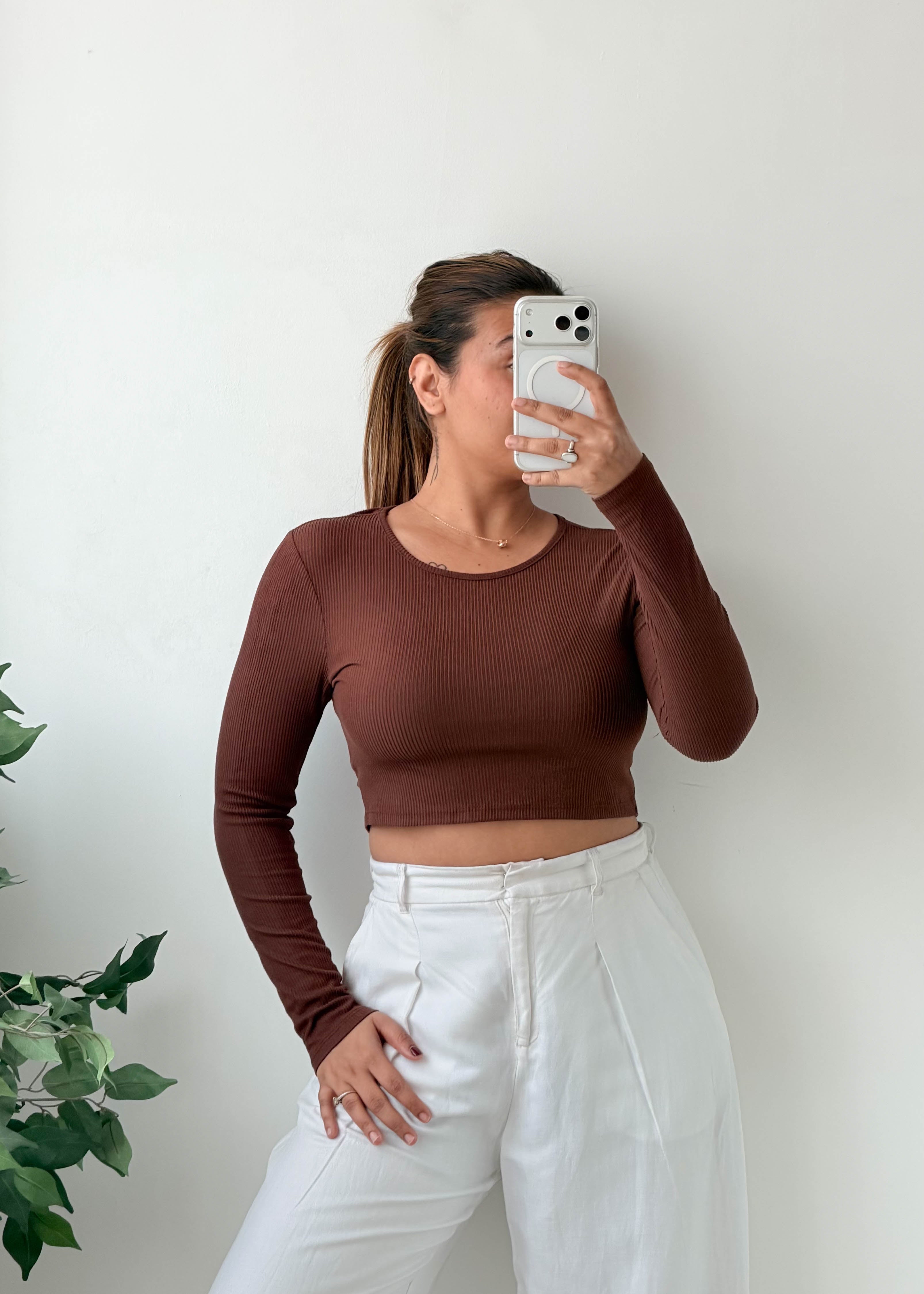 Size S-M Brown Ribbed Open-Back Crop Top