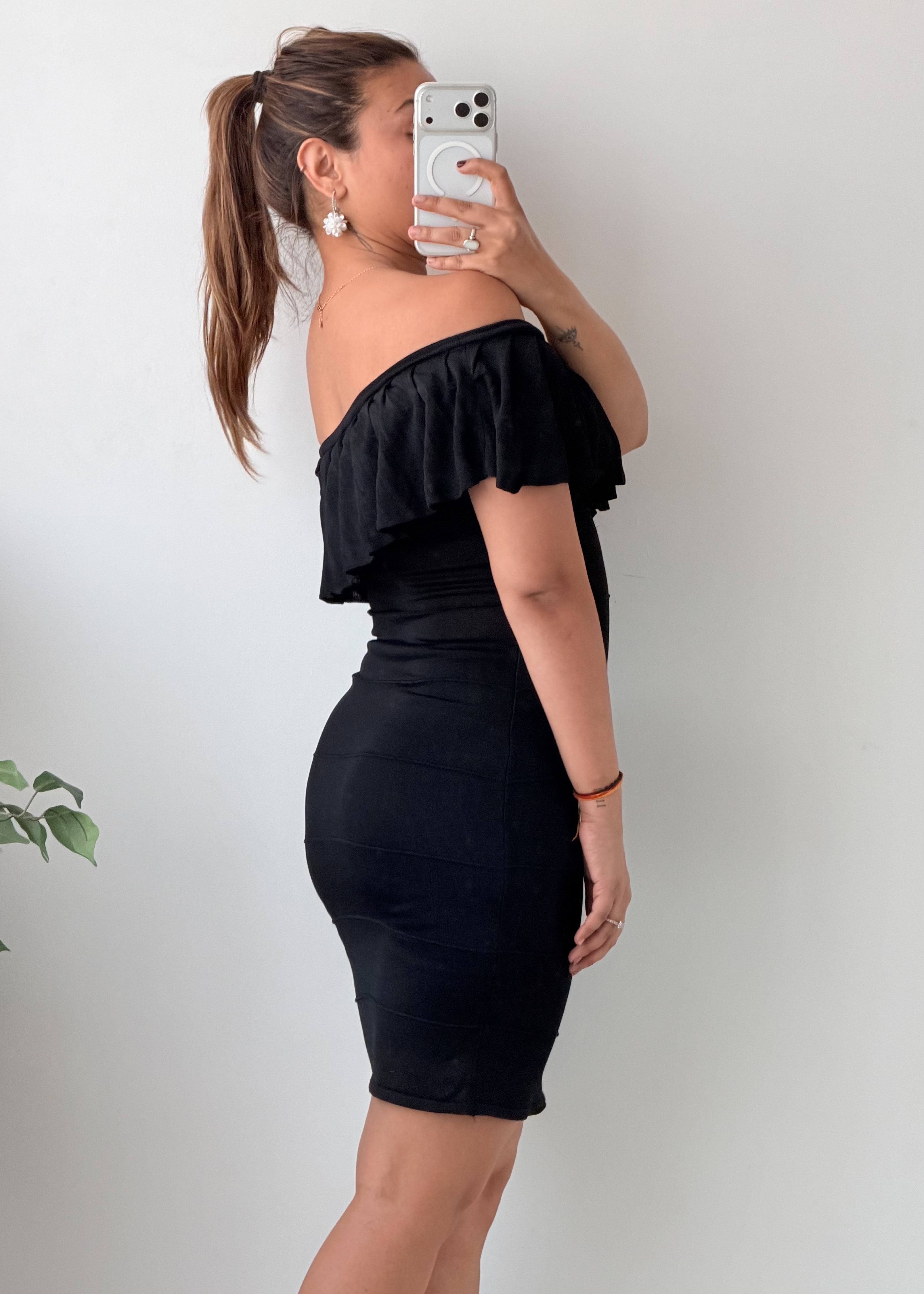 Size S-M Black Off Shoulder Ruffle Bodycon Mini Dress