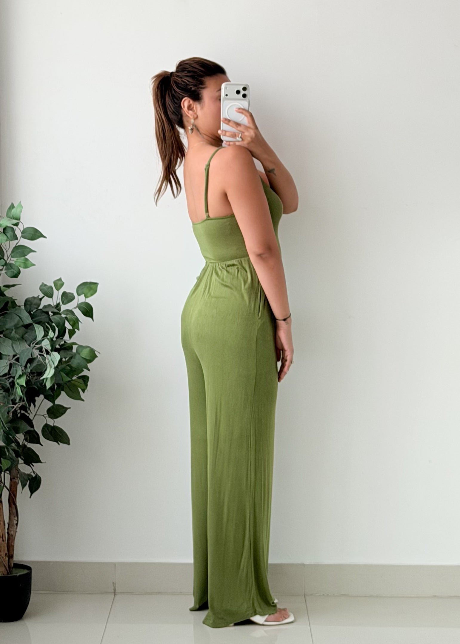 Size S-M Olive Green Sleeveless Jumpsuit