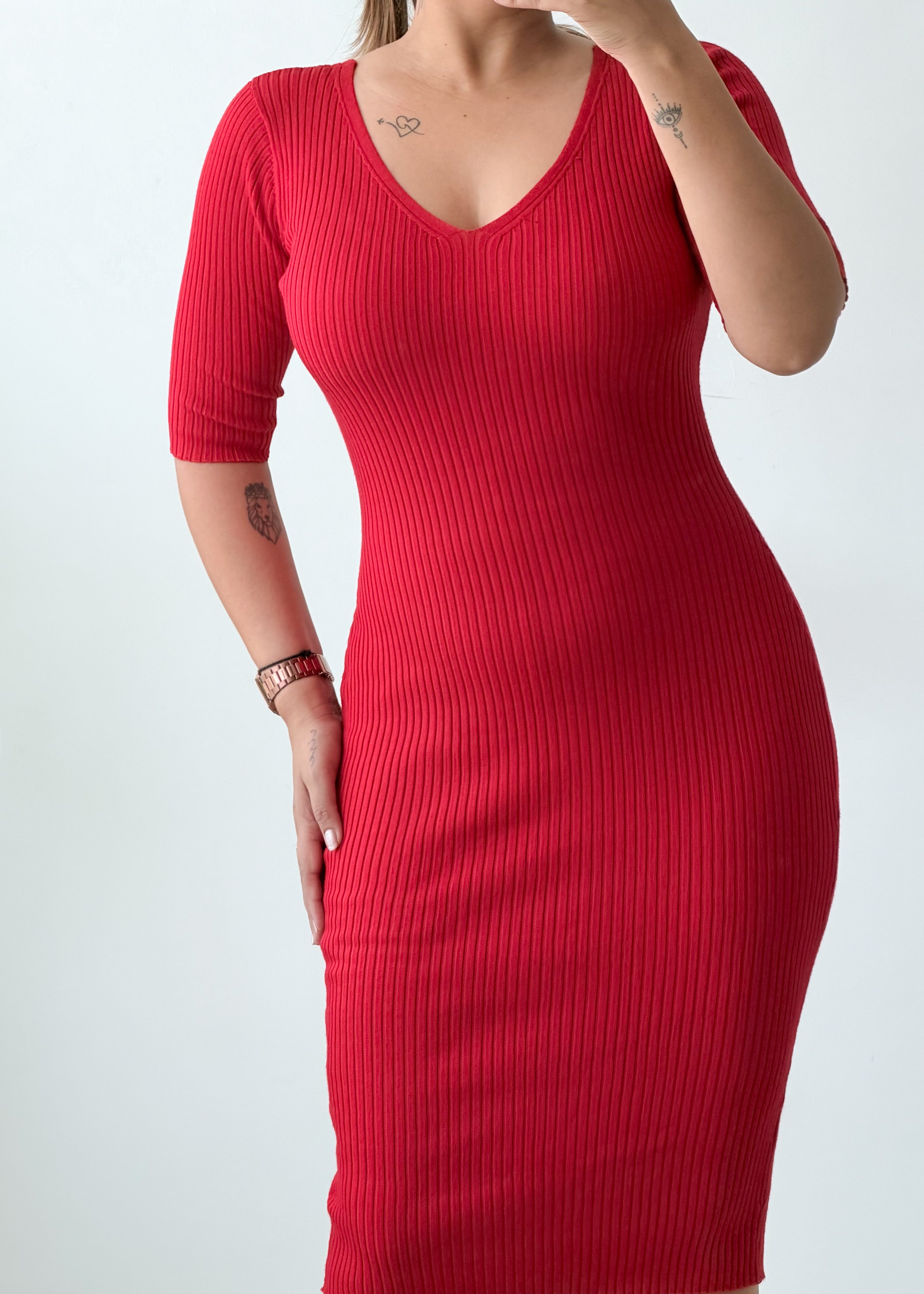 Size S-M Red Ribbed Midi Dress