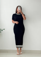 Size M-L Black Ribbed Bodycon Midi Dress