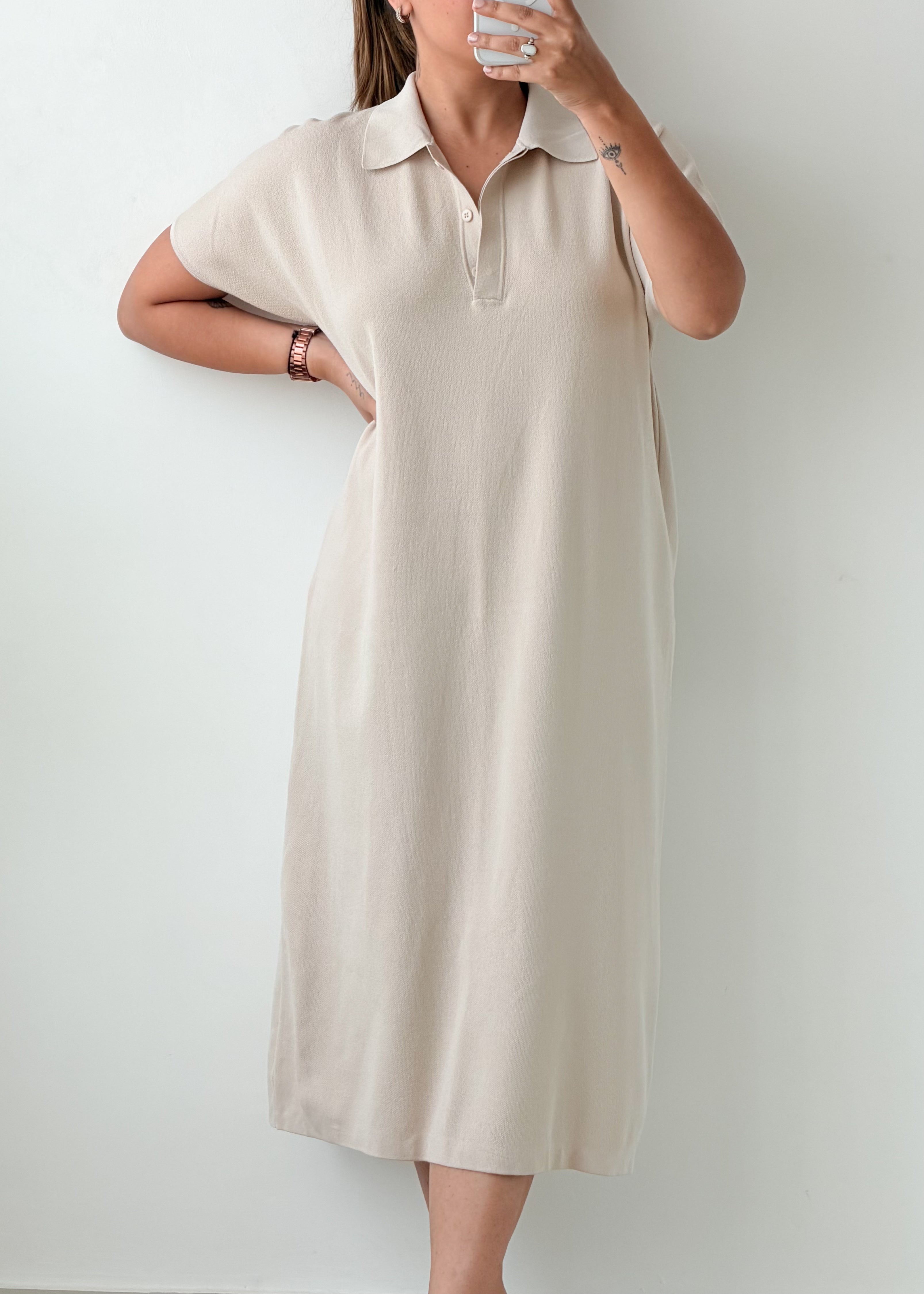 Size M-L Ivory Collared Midi Dress