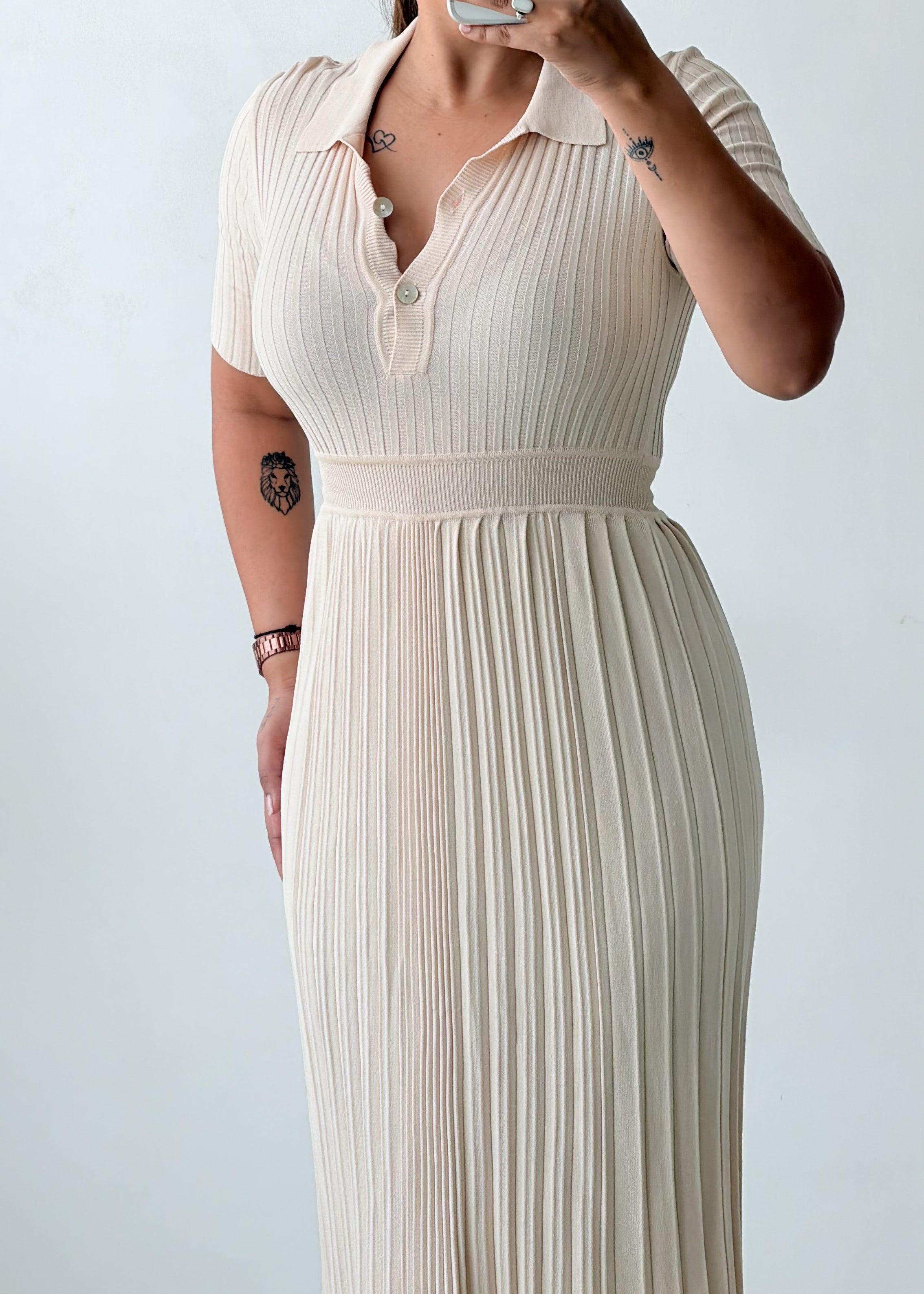 Size XS-S Ivory Pleated Polo Midi Dress