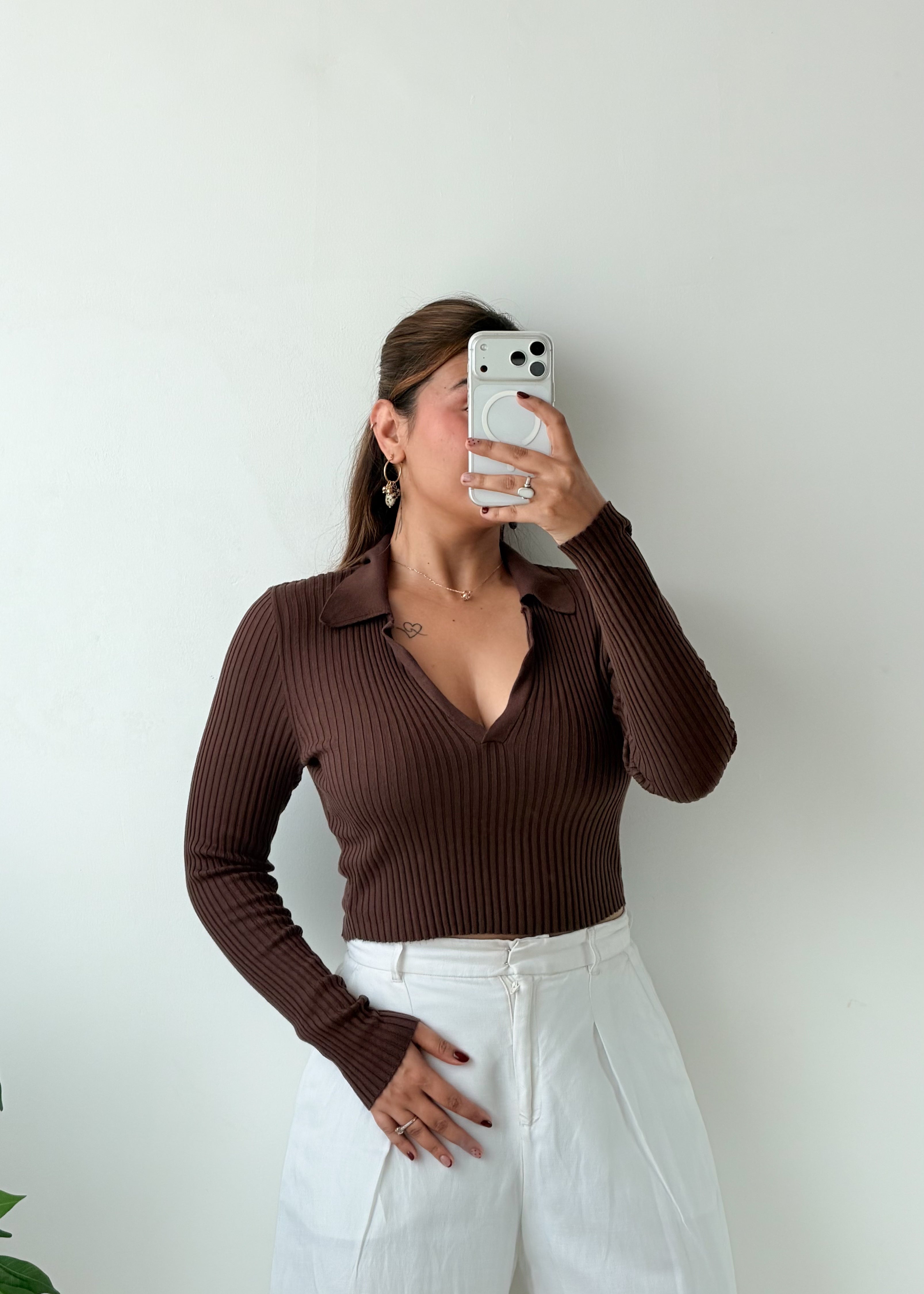 Size M-L Brown Ribbed Polo Top