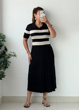 Size L-XL Black White Striped Polo Collar Pleated Midi Dress