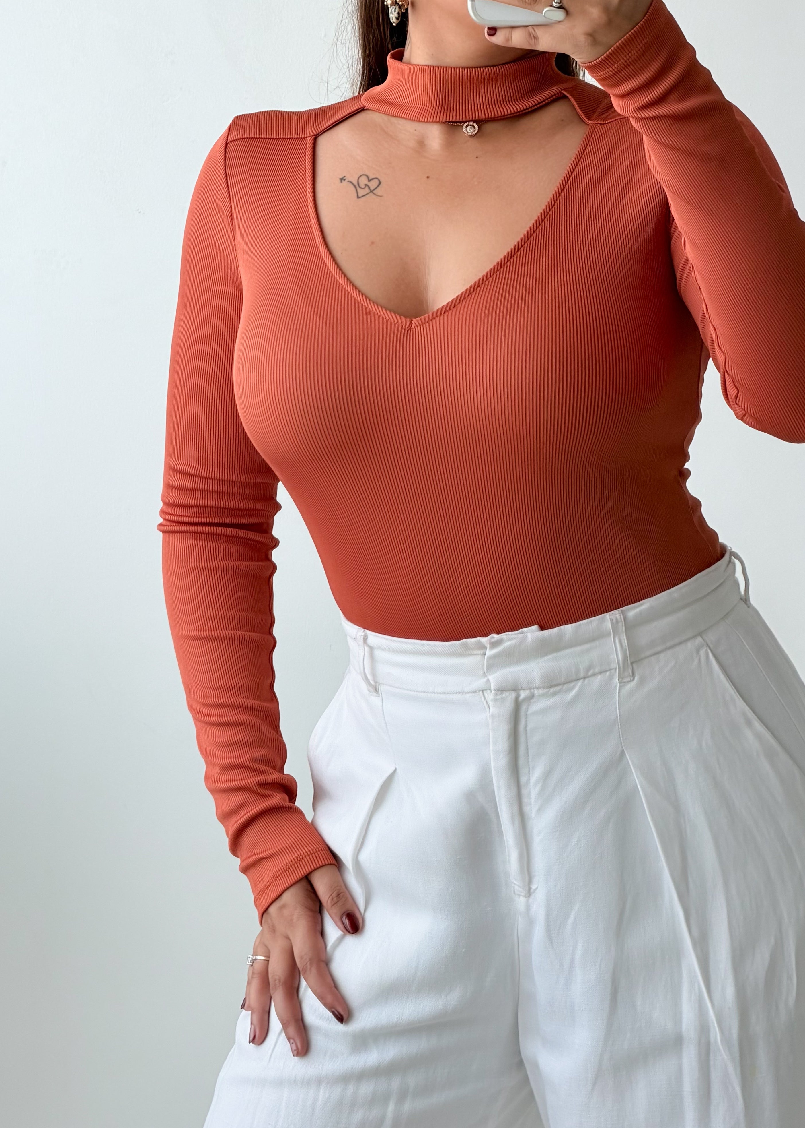 Size S-M Rust Choker Neck Top