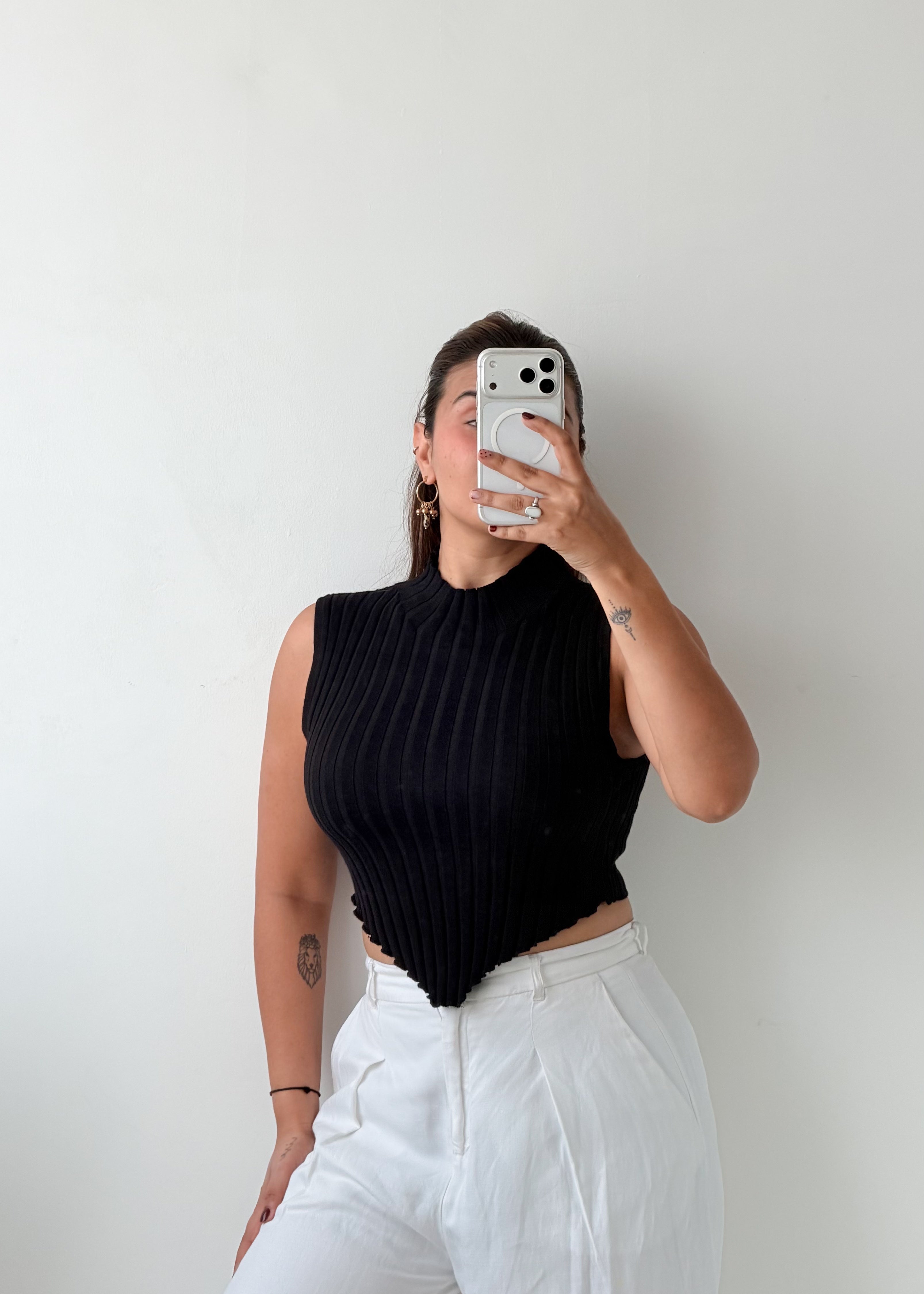 Size S-M Black Ribbed Asymmetric Crop Top