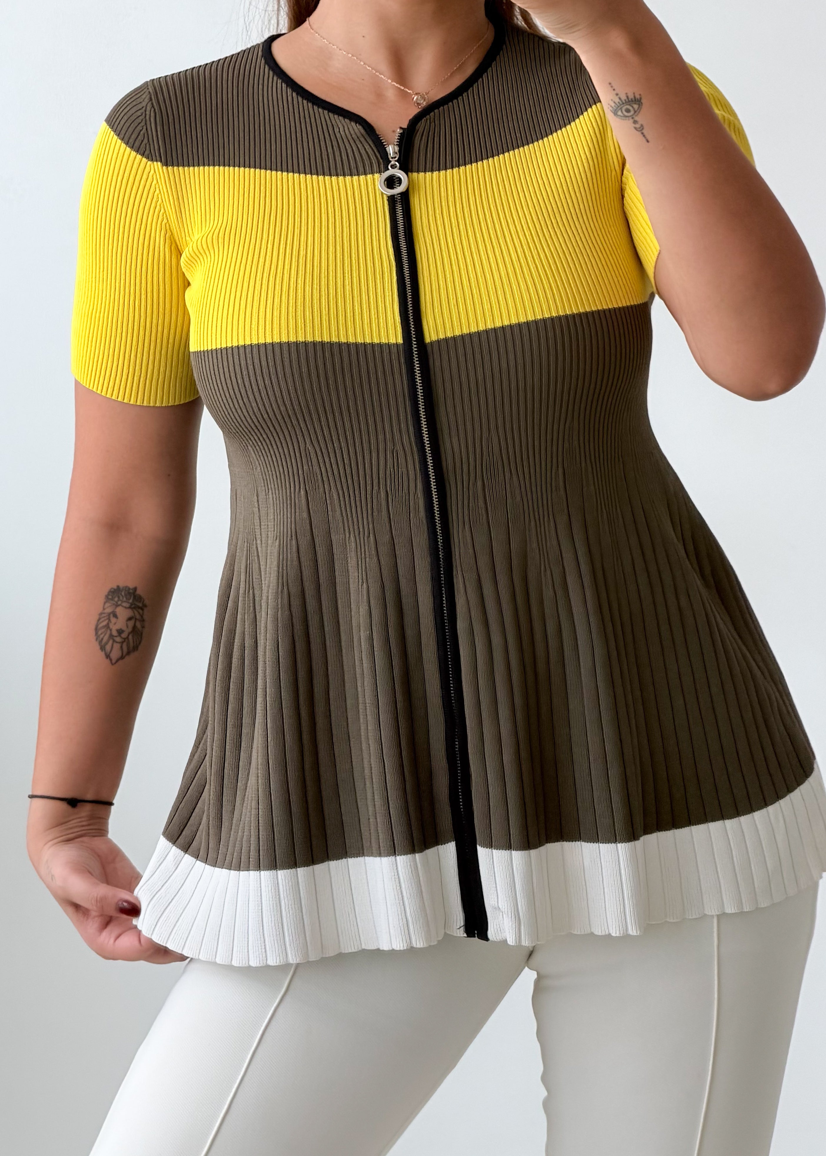 Size S-M Olive Yellow Colorblock Zip-Front Top