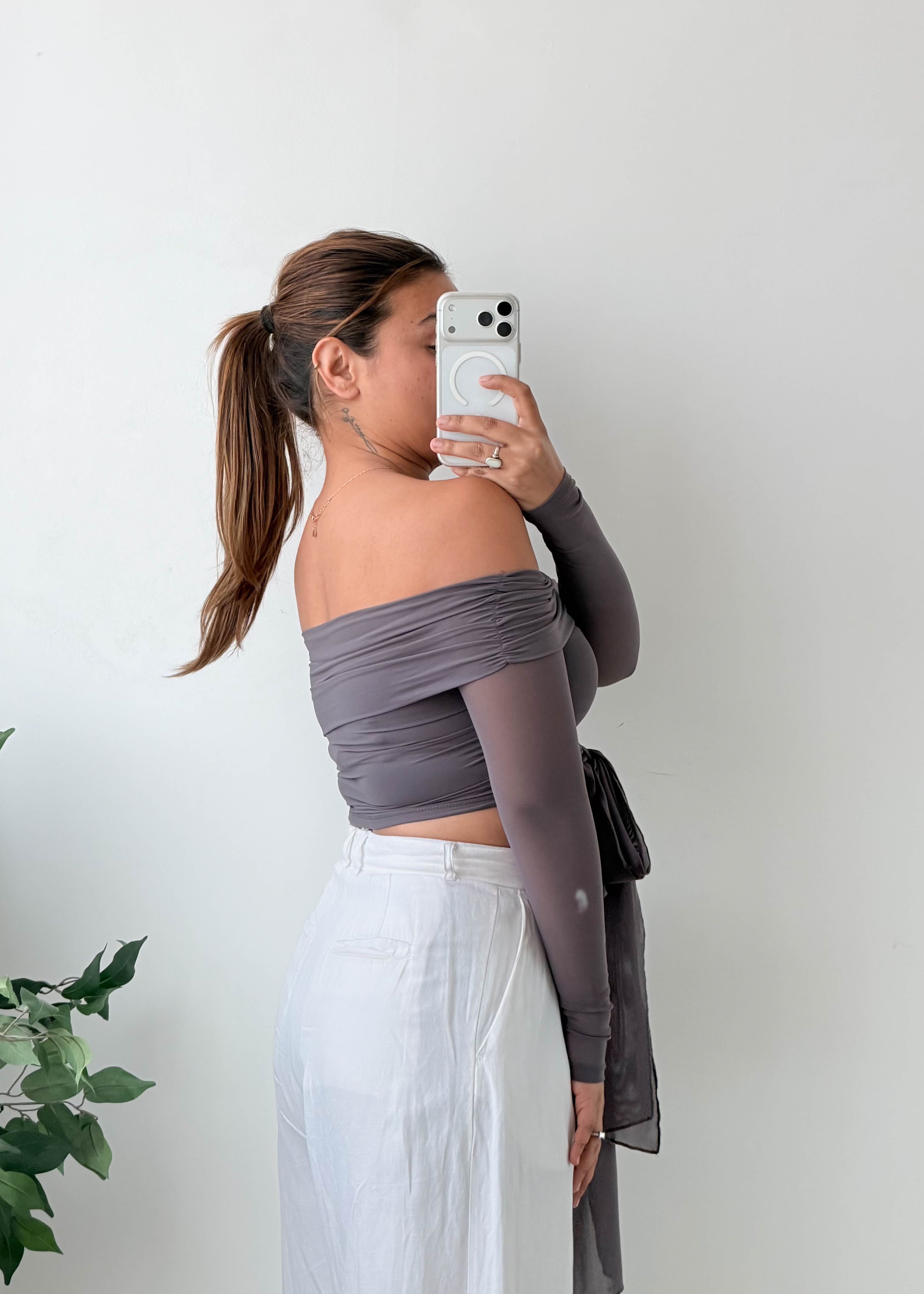 Size XS-S Grey Off-Shoulder Wrap Top