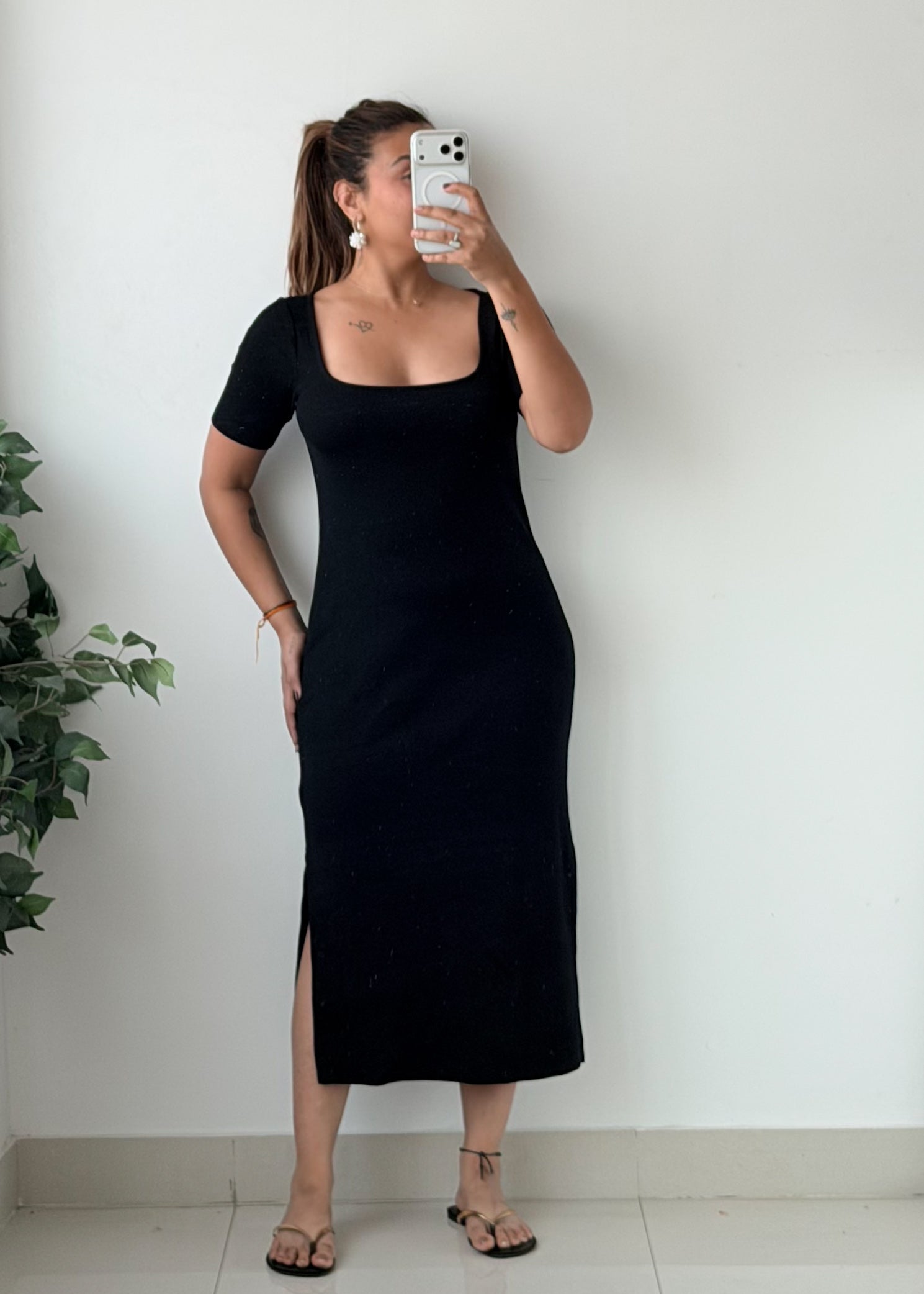 Size M-L Black Square Neck Bodycon Midi Dress