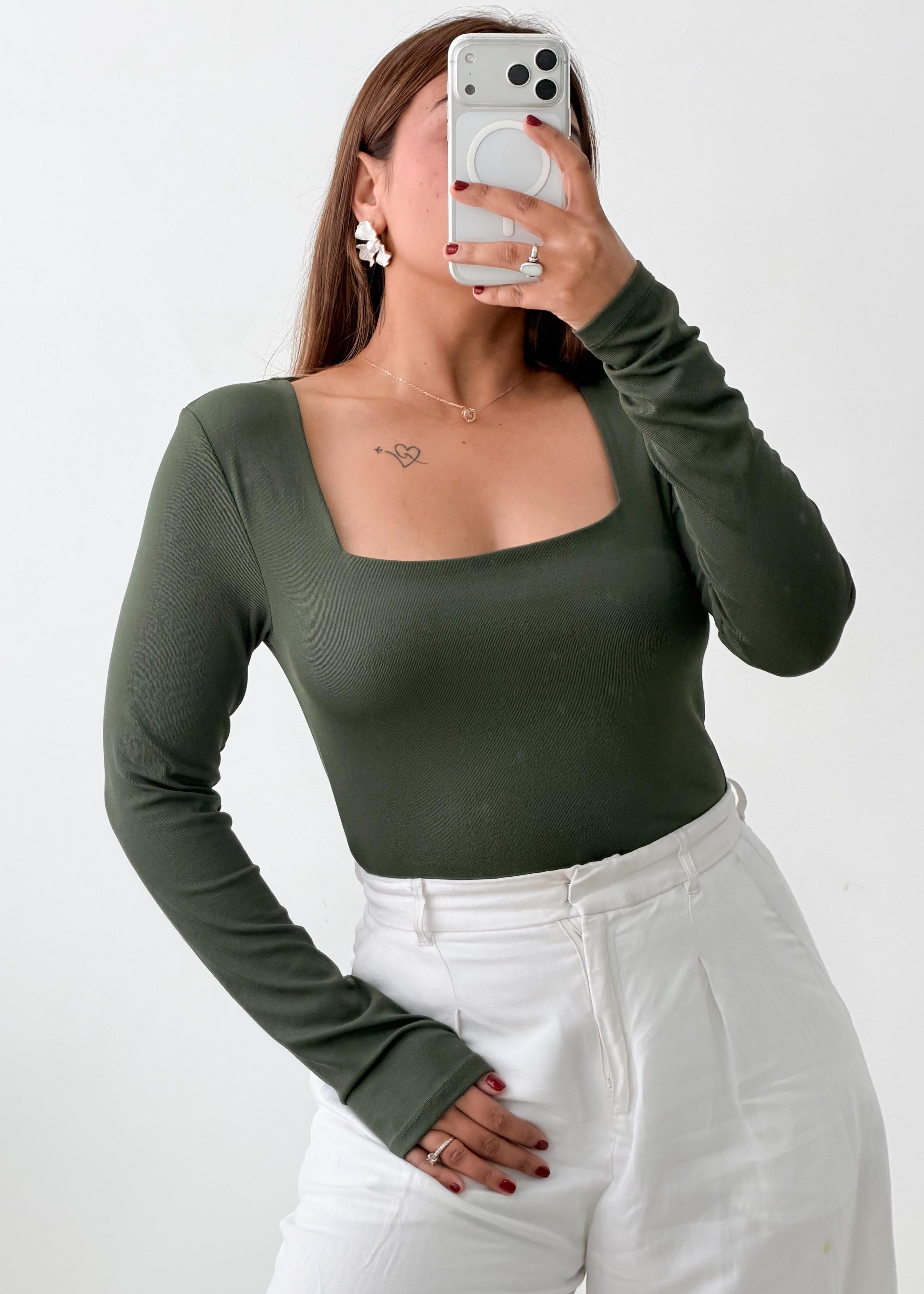 Size M-L Dark Green Square Neck Top