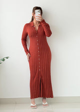 Size S-M Rust Pleated Button-Front Maxi Dress