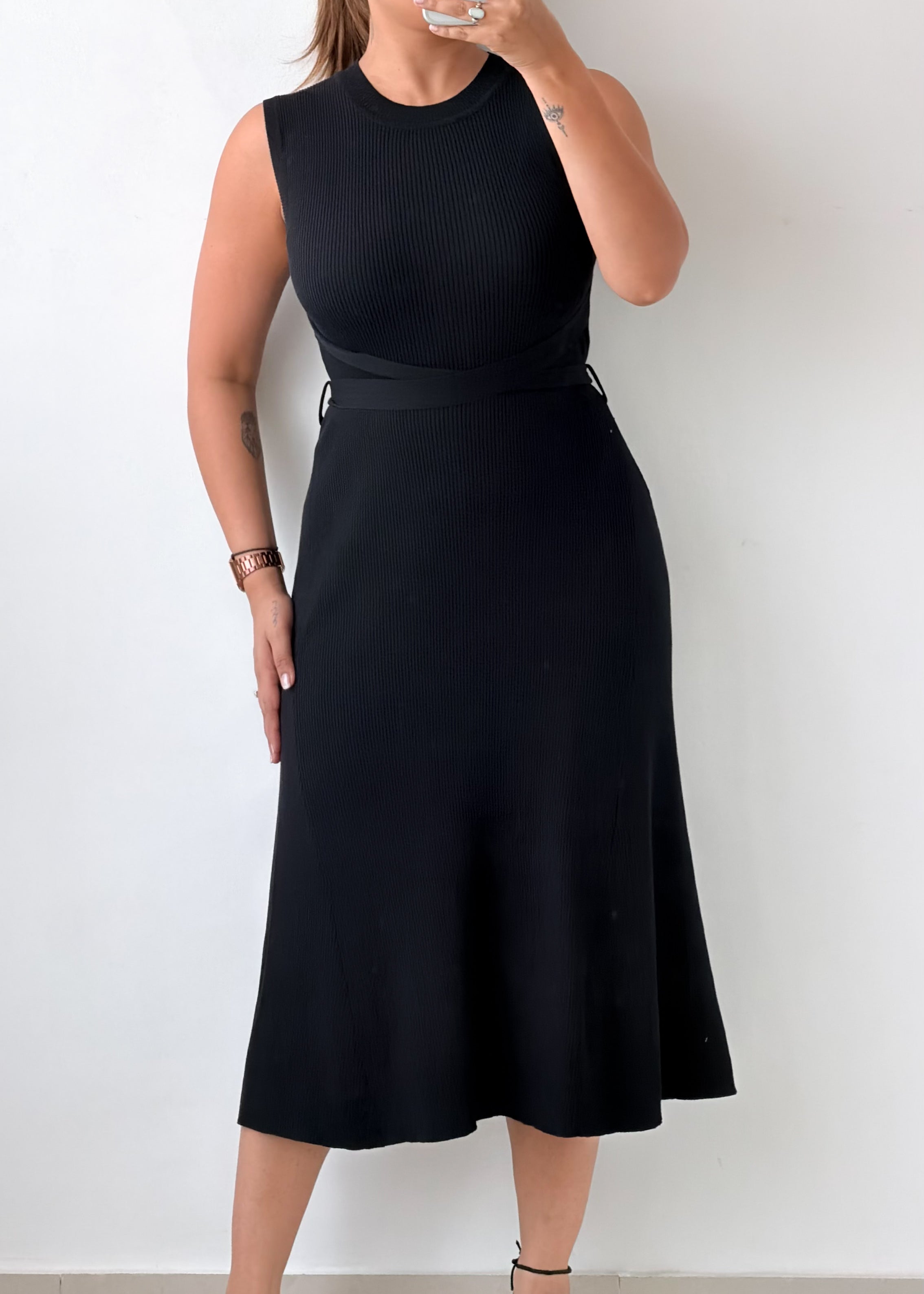 Size S-M Black Sleeveless Flare Dress