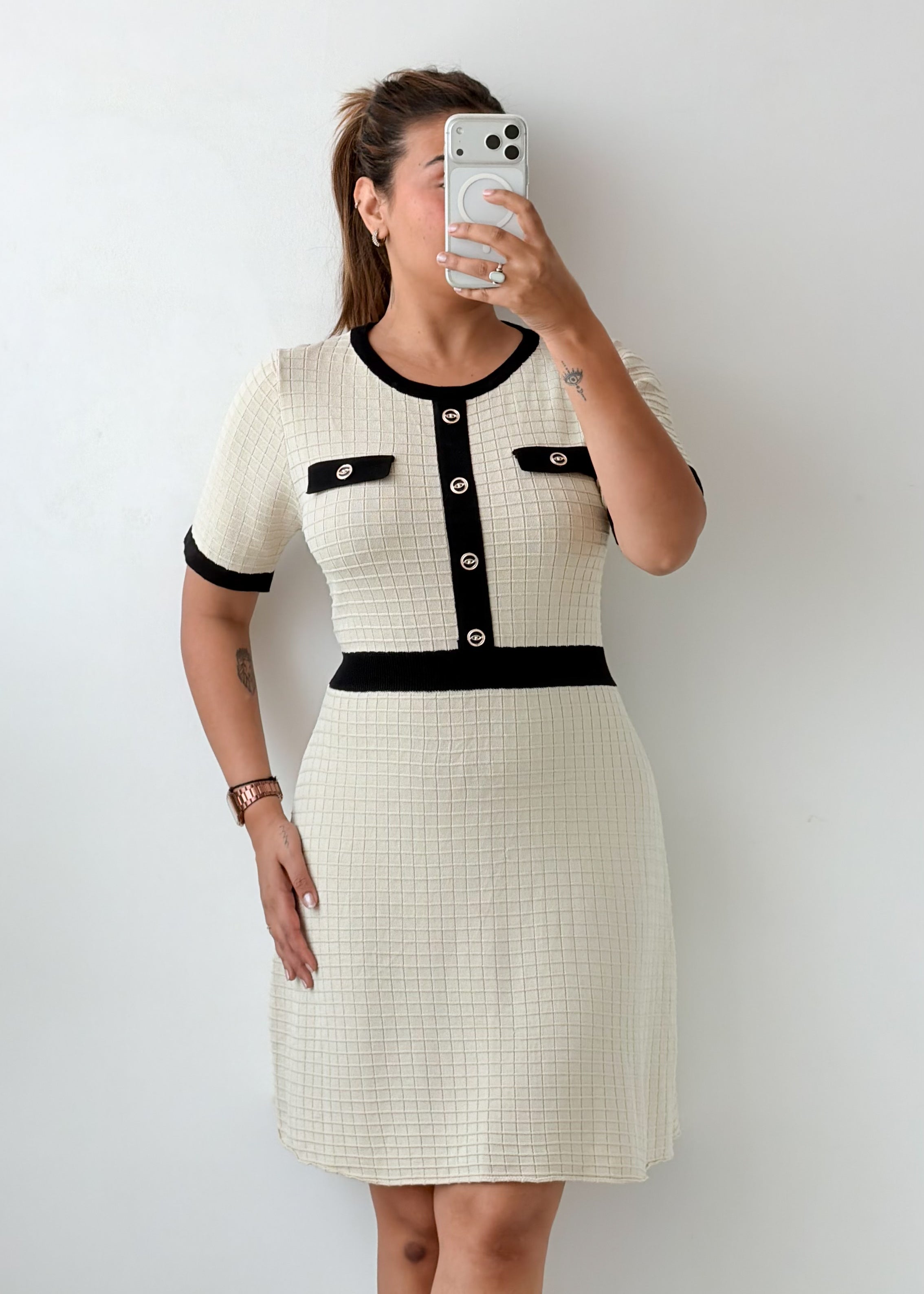 Size M-L White Black Trim Knit Mini Dress