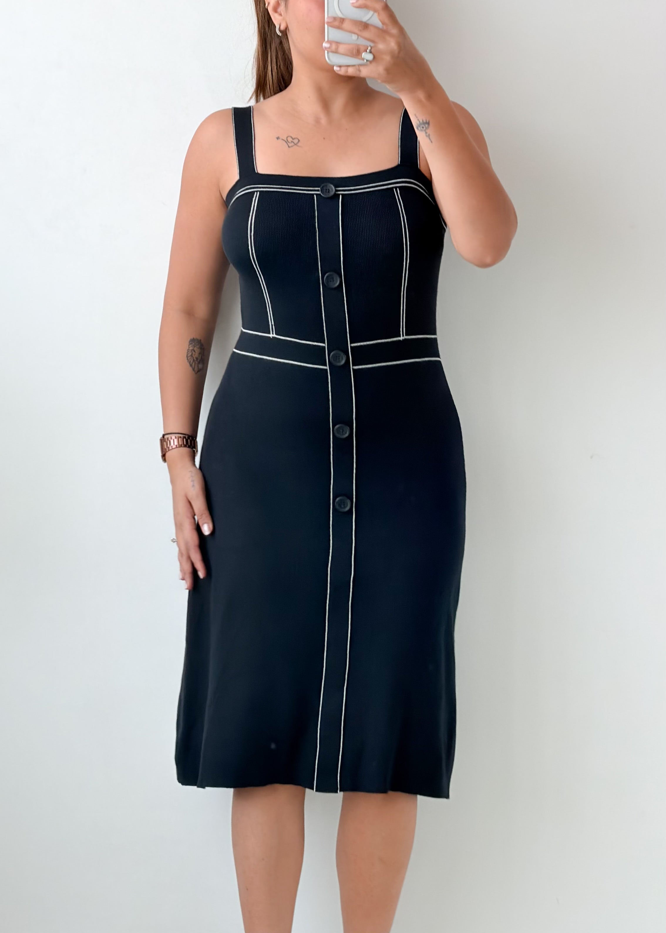 Size S-M Black Contrast Piping Midi Dress