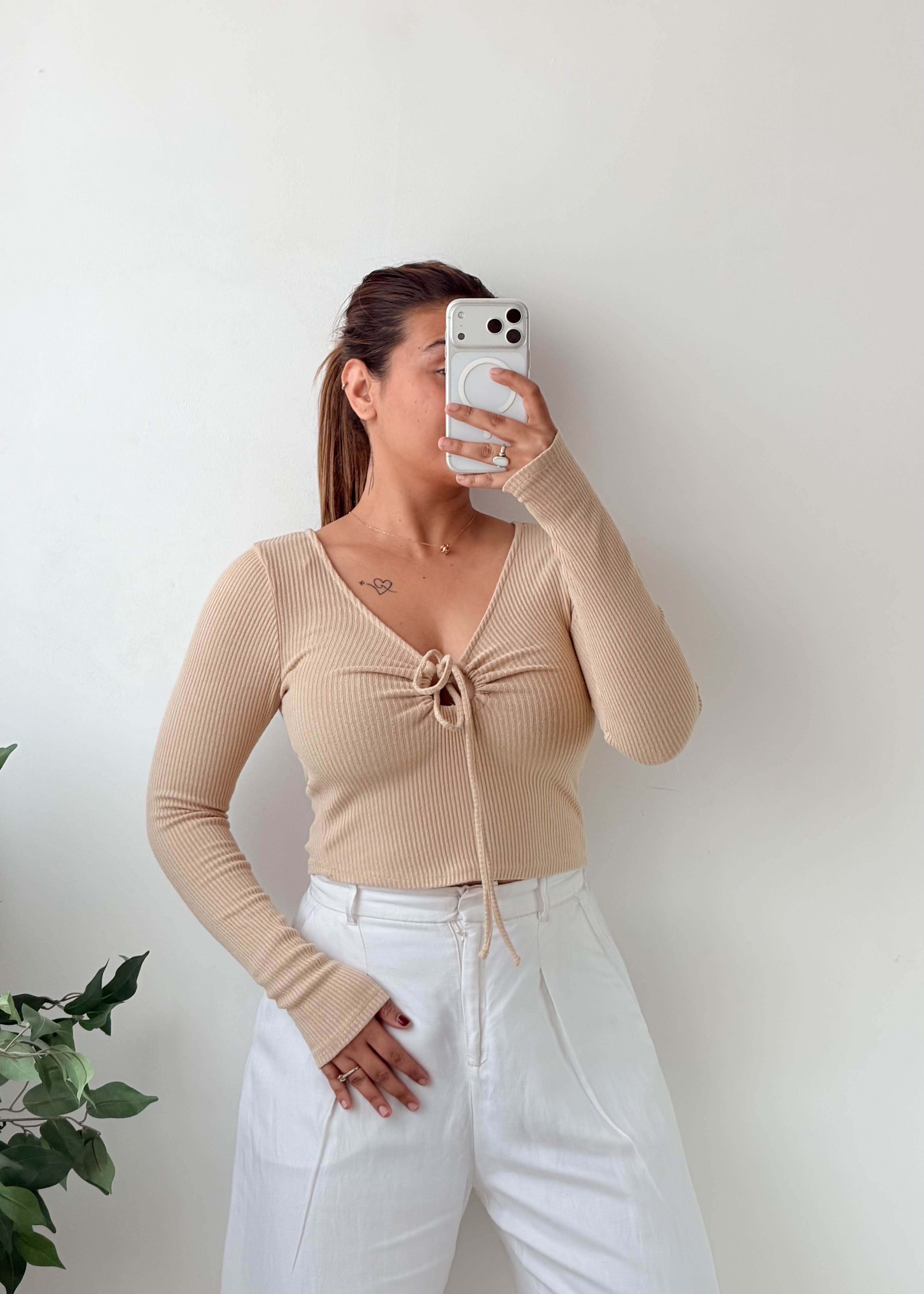 Size M-L Beige Tie-Front Ribbed Top