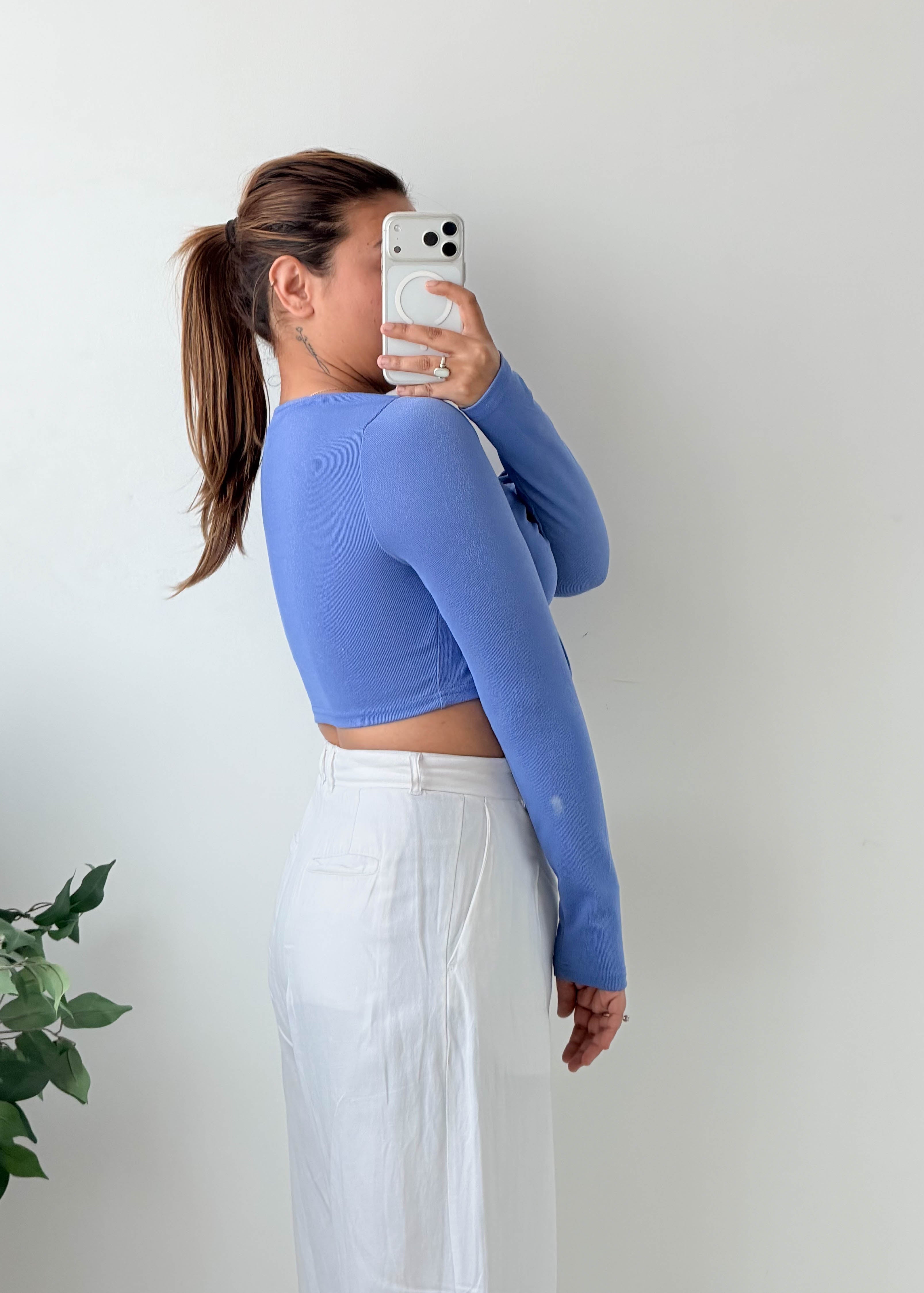 Size S-M Blue Ruched Tie-Front Crop Top
