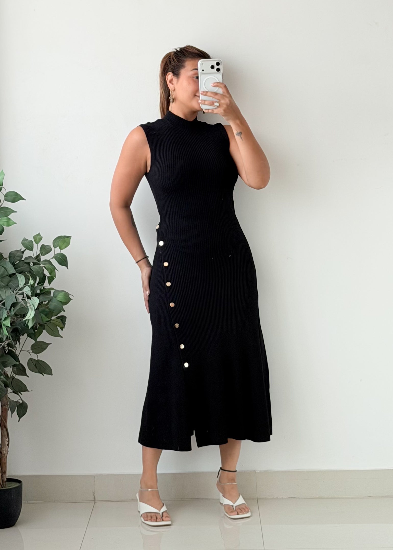 Size XS-M Black Button Detail Midi Dress