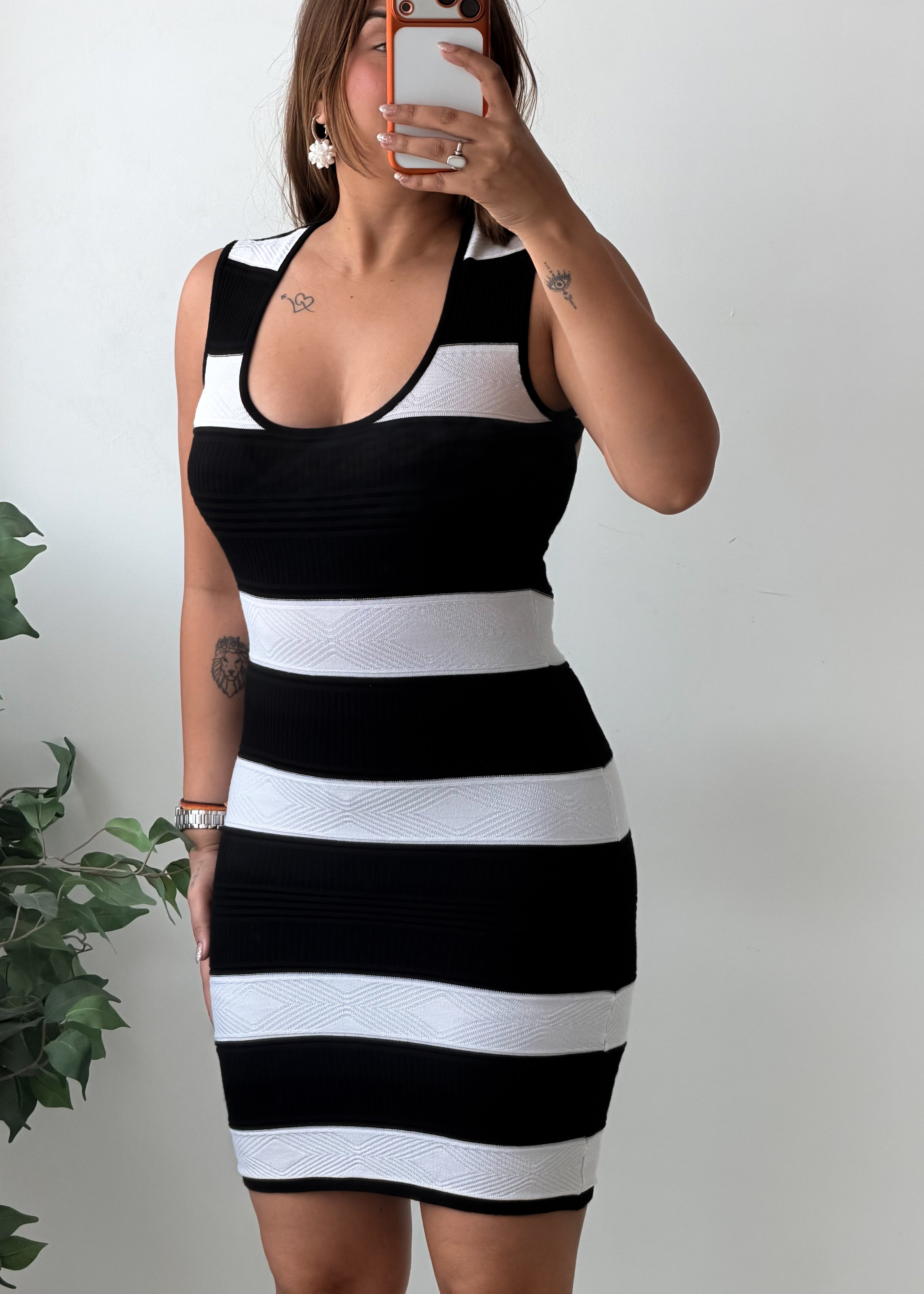 Size S-M Black White Striped Sleeveless Bodycon Mini Dress
